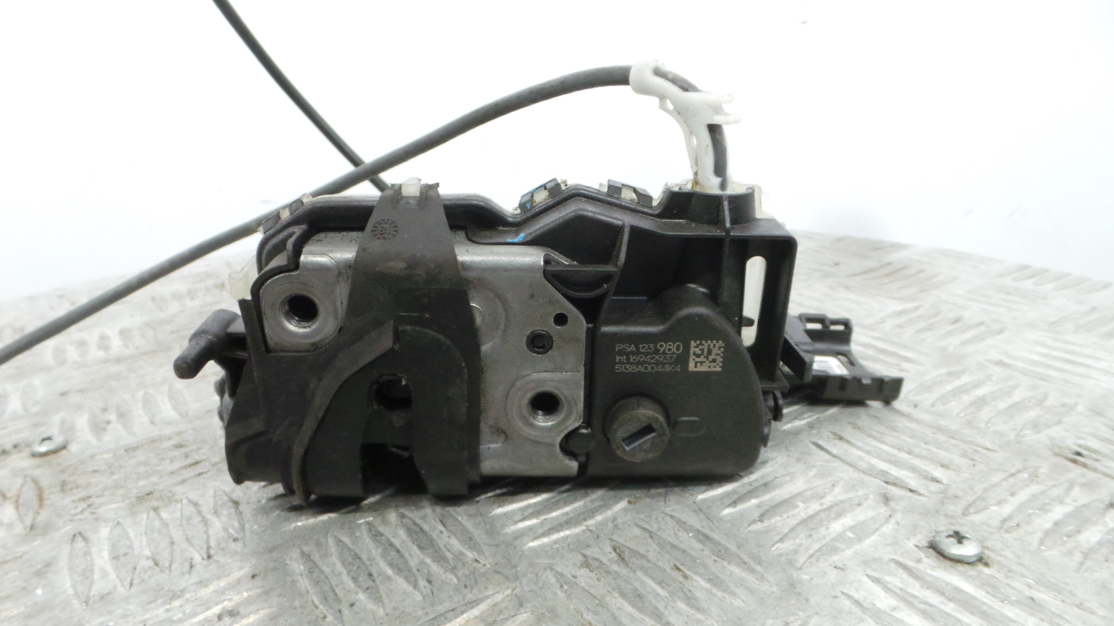 Fecho da Porta Frente Dto 123980 - CITROËN C3 II (SC_)-36750995