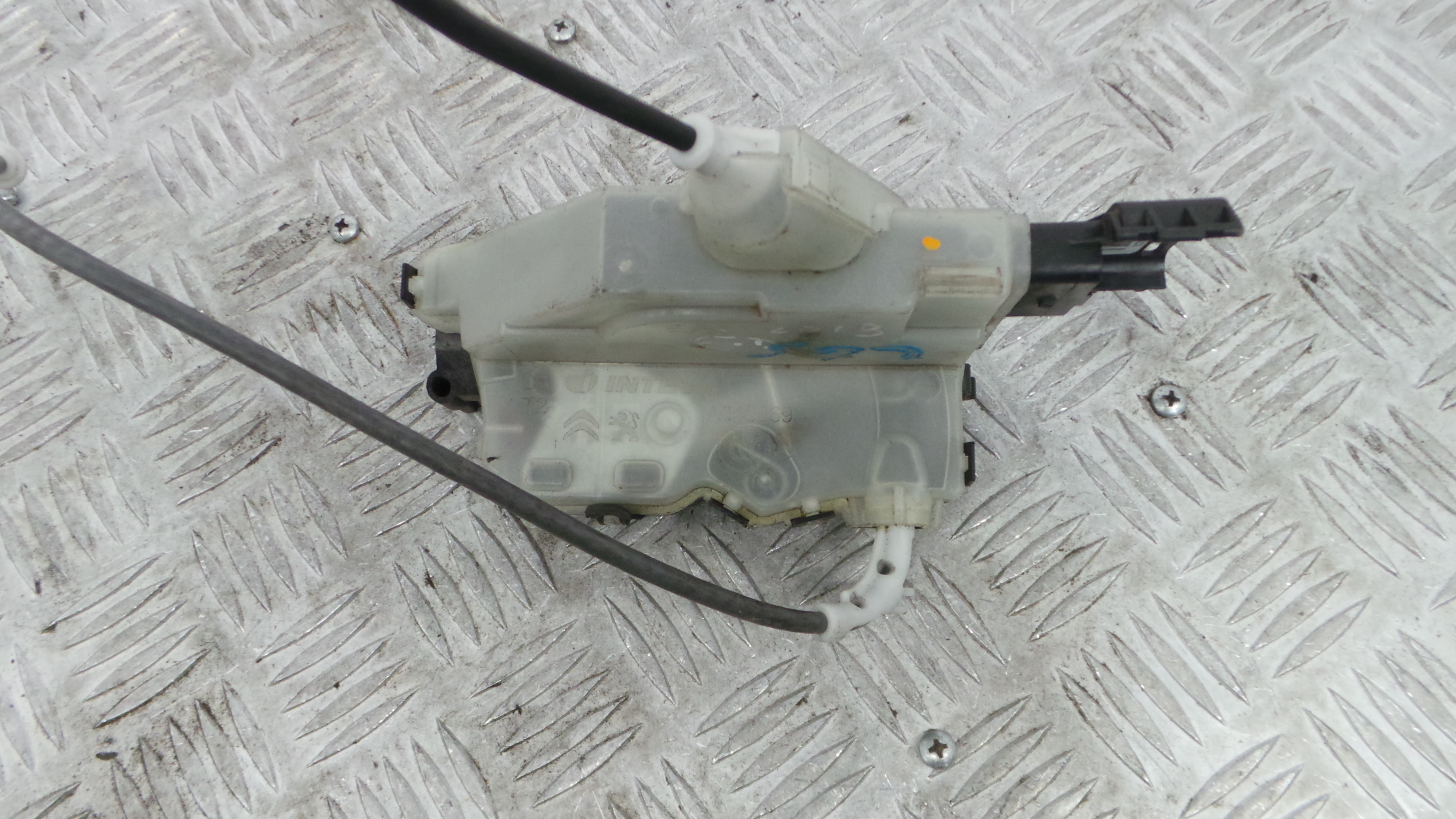 Fecho da Porta Frente Dto 123980 - CITROËN C3 II (SC_)-36750995