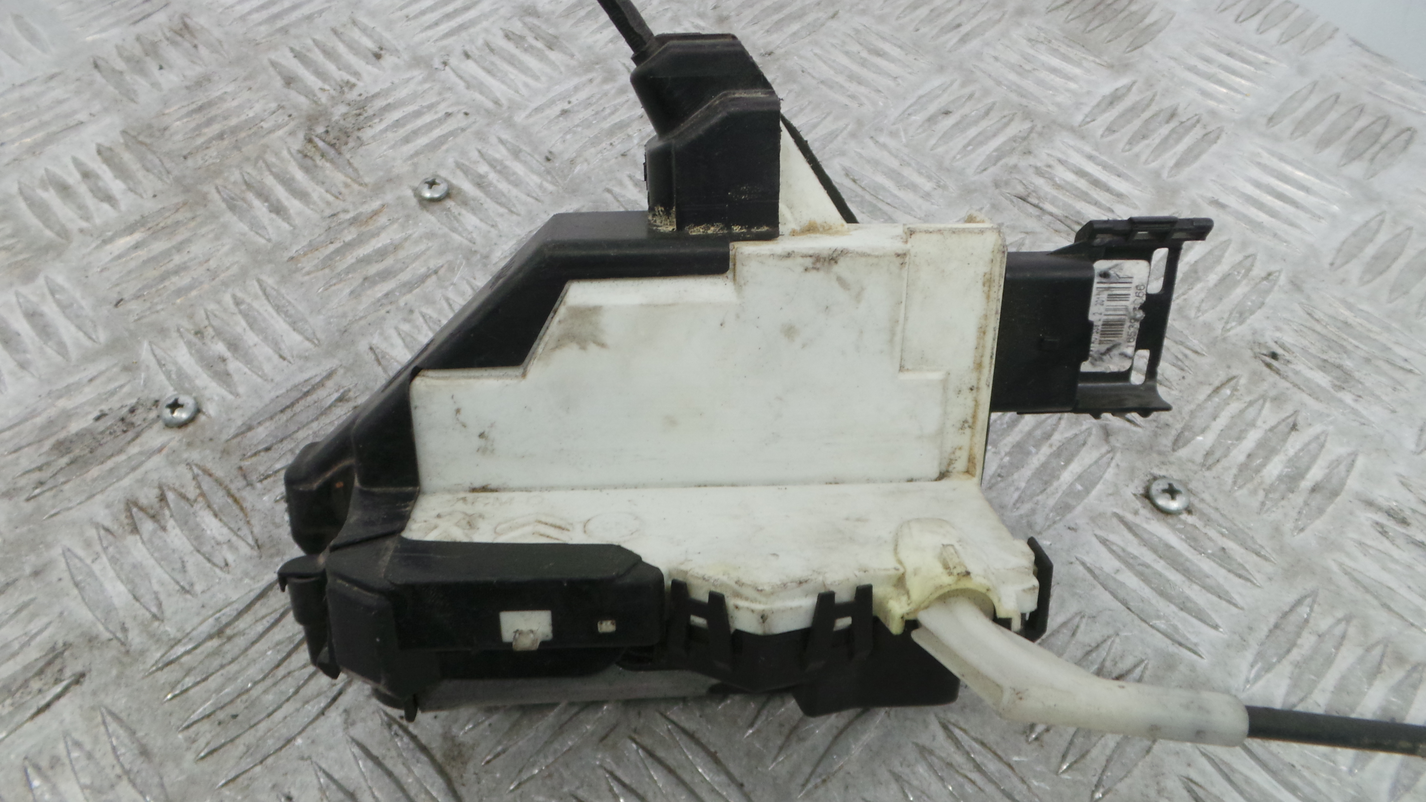 Fecho da Porta Frente Dto 732315 - CITROËN C3 II (SC_)-36751012