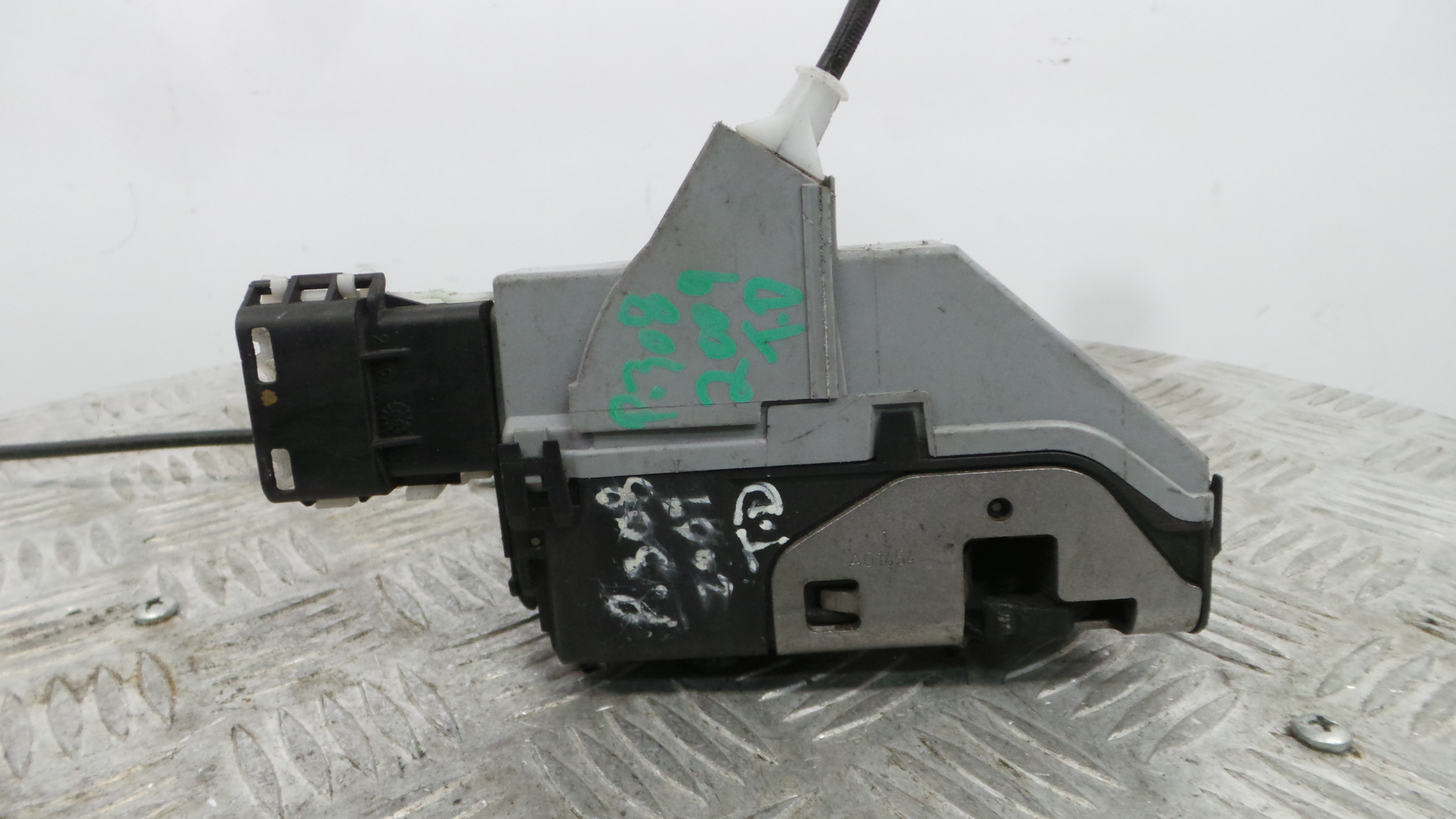 Fecho da Porta Trás Dto 567164 - PEUGEOT 308 I (4A_, 4C_)-36751023 Fecho da Porta Trás Dto 567164 - PEUGEOT 308 I (4A_, 4C_)-36751023