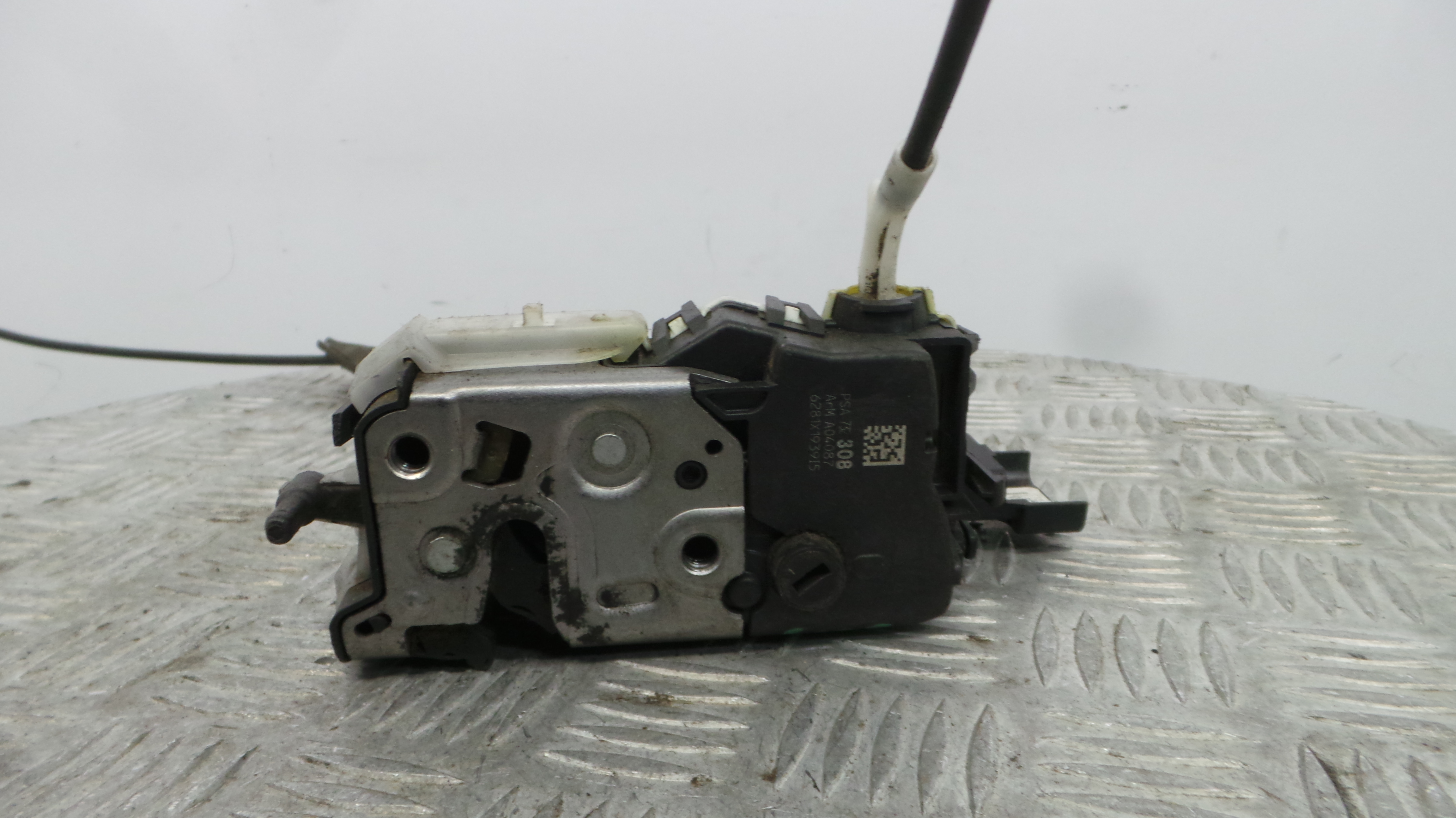 Fecho da Porta Frente Dto 732308 - CITROËN C3 I (FC_, FN_)-36751043