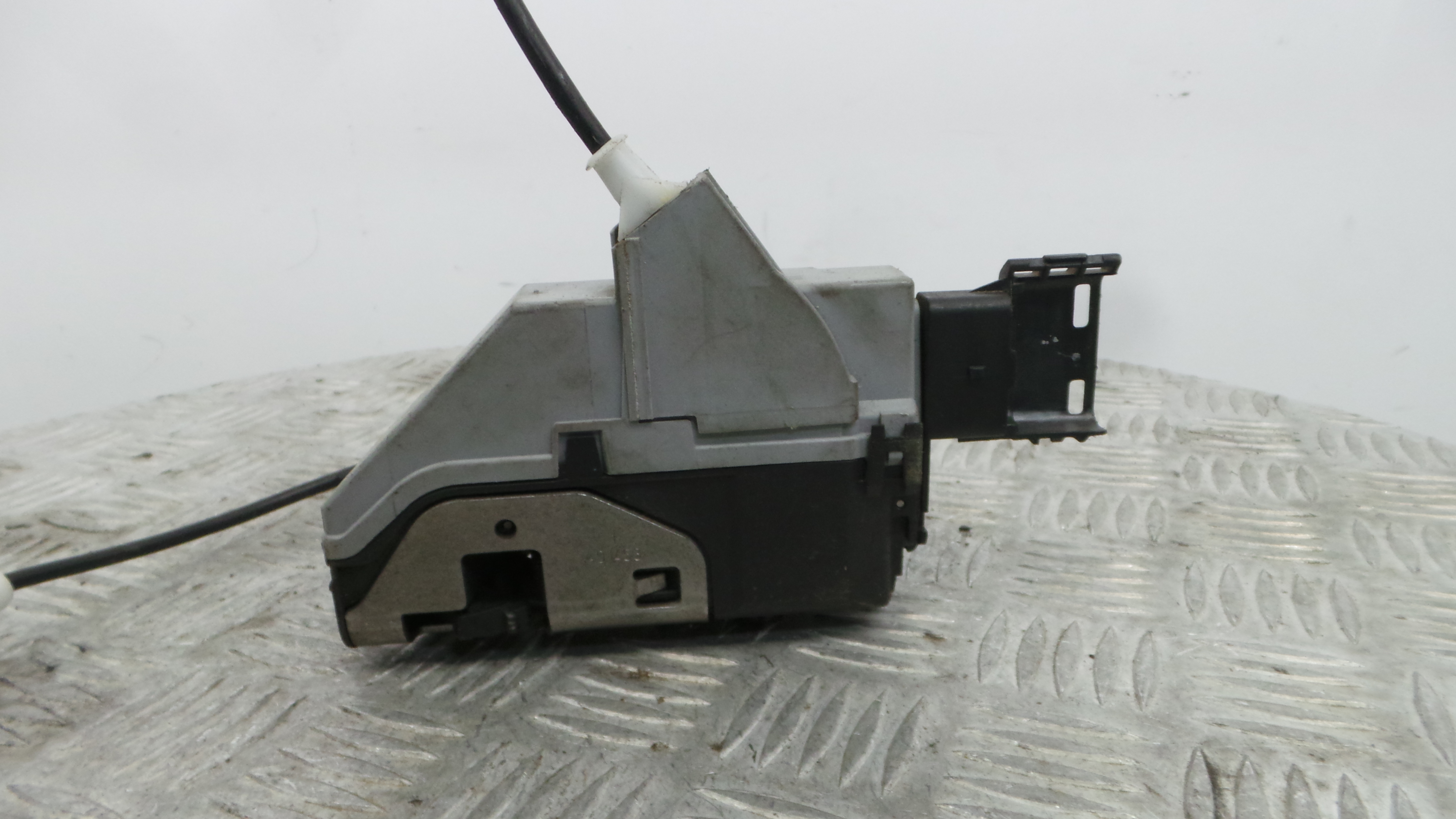 Fecho da Porta Trás Esq 567165 - PEUGEOT 308 I (4A_, 4C_)-36751478 Fecho da Porta Trás Esq 567165 - PEUGEOT 308 I (4A_, 4C_)-36751478