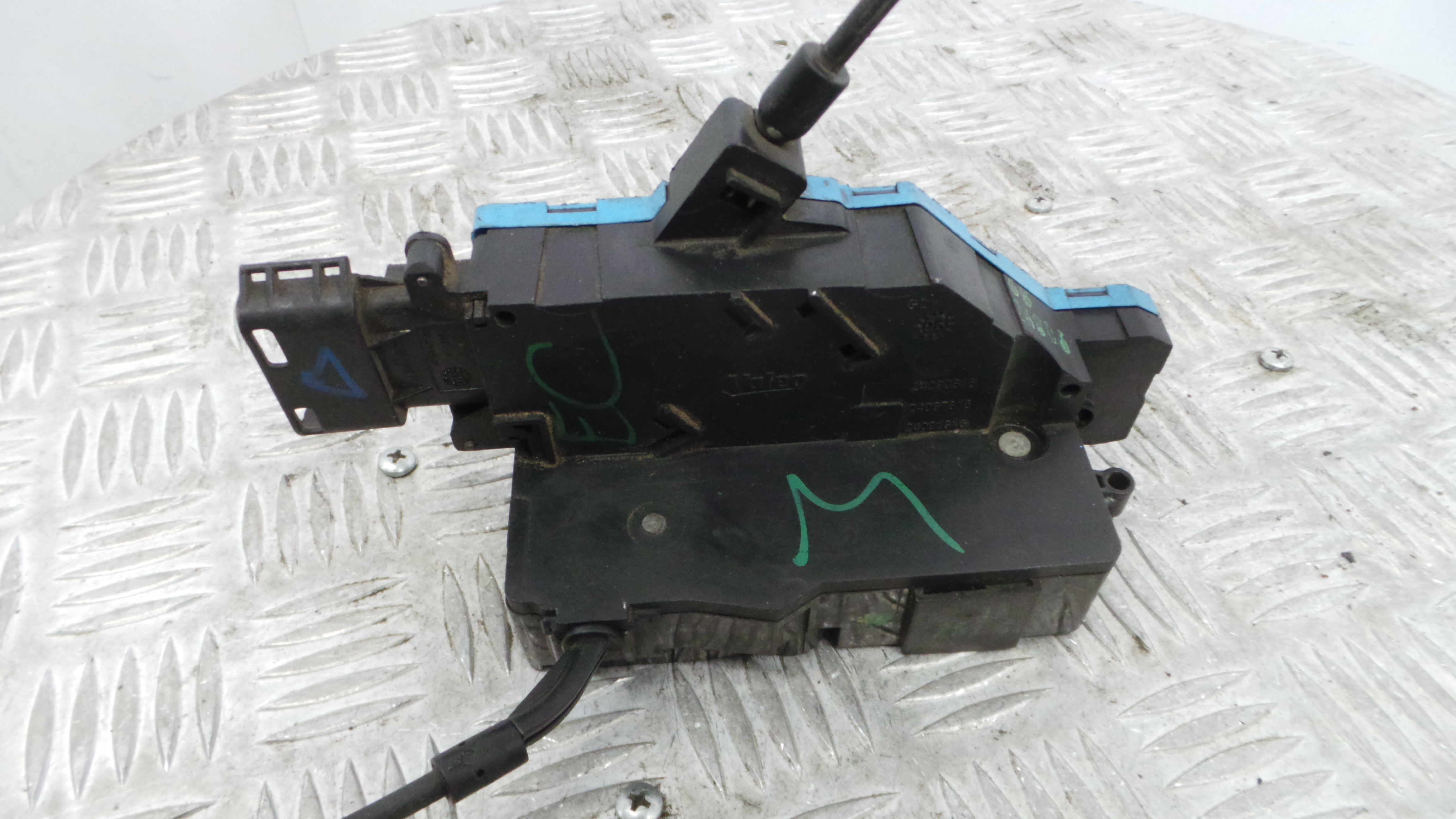 Fecho da Porta Trás Esq 9137F9 - PEUGEOT 207 (WA_, WC_), 207/207+ (WA_, WC_)-36751505