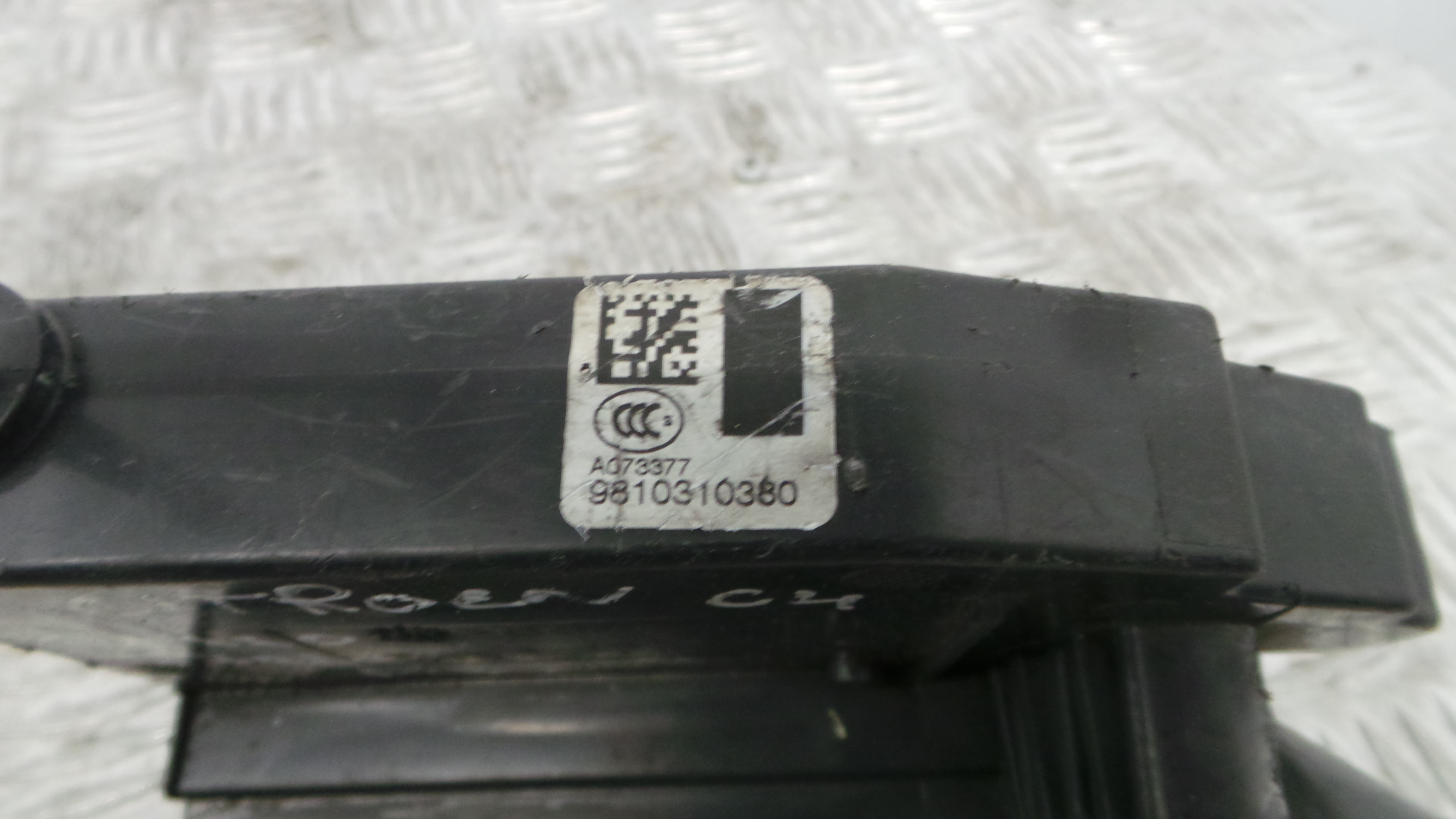 Fecho da Porta Frente Esq 9810310380 - CITROËN C4 PICASSO I Veículo multiuso (UD_)-36751508