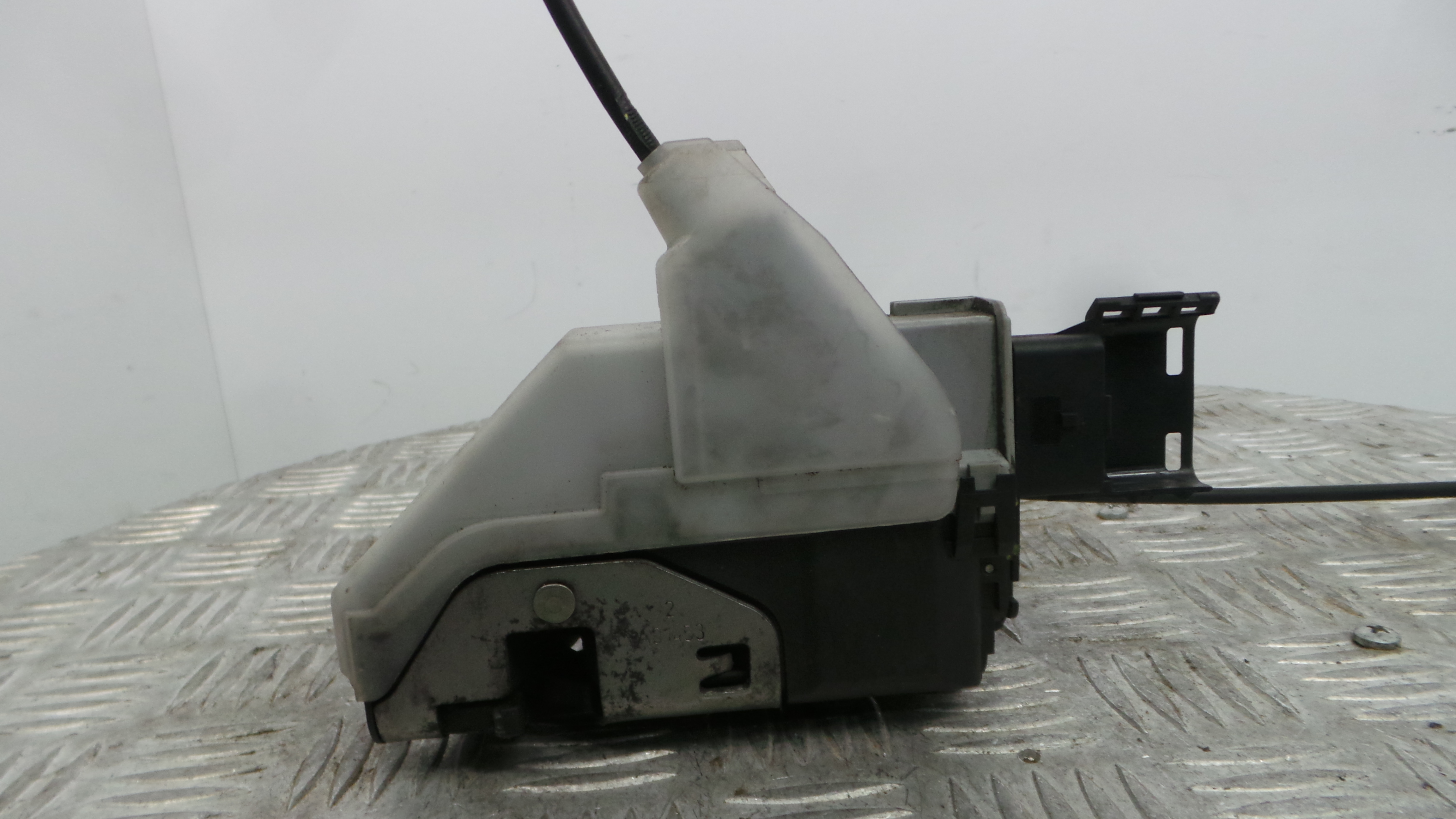 Fecho da Porta Trás Esq 732316 - CITROËN C3 II (SC_)-36751512