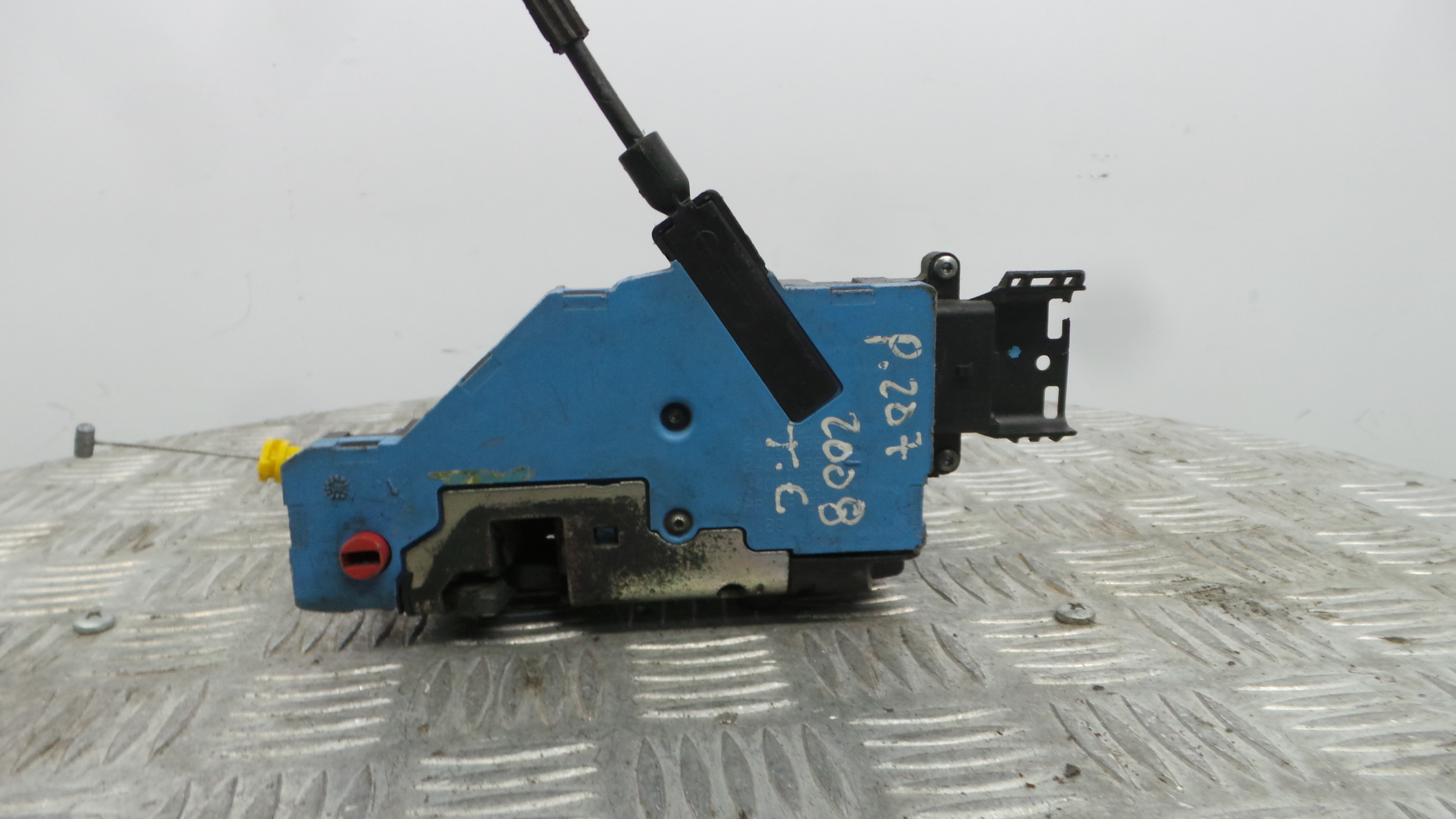 Fecho da Porta Trás Esq 9137F9 - PEUGEOT 207 (WA_, WC_), 207/207+ (WA_, WC_)-36751516 Fecho da Porta Trás Esq 9137F9 - PEUGEOT 207 (WA_, WC_), 207/207+ (WA_, WC_)-36751516