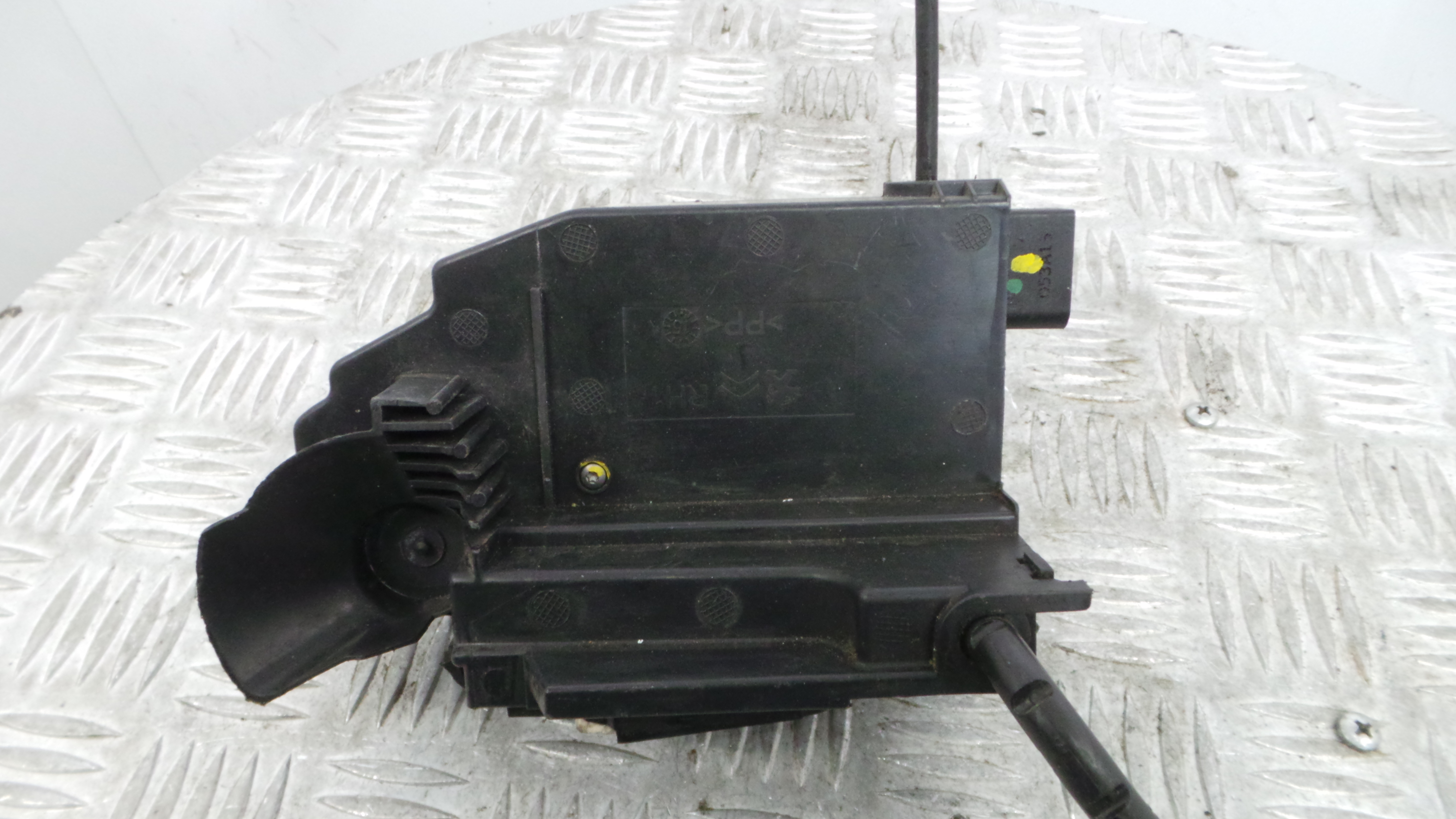 Fecho da Porta Frente Dto 9810310280 - CITROËN C4 PICASSO I Veículo multiuso (UD_)-36751563