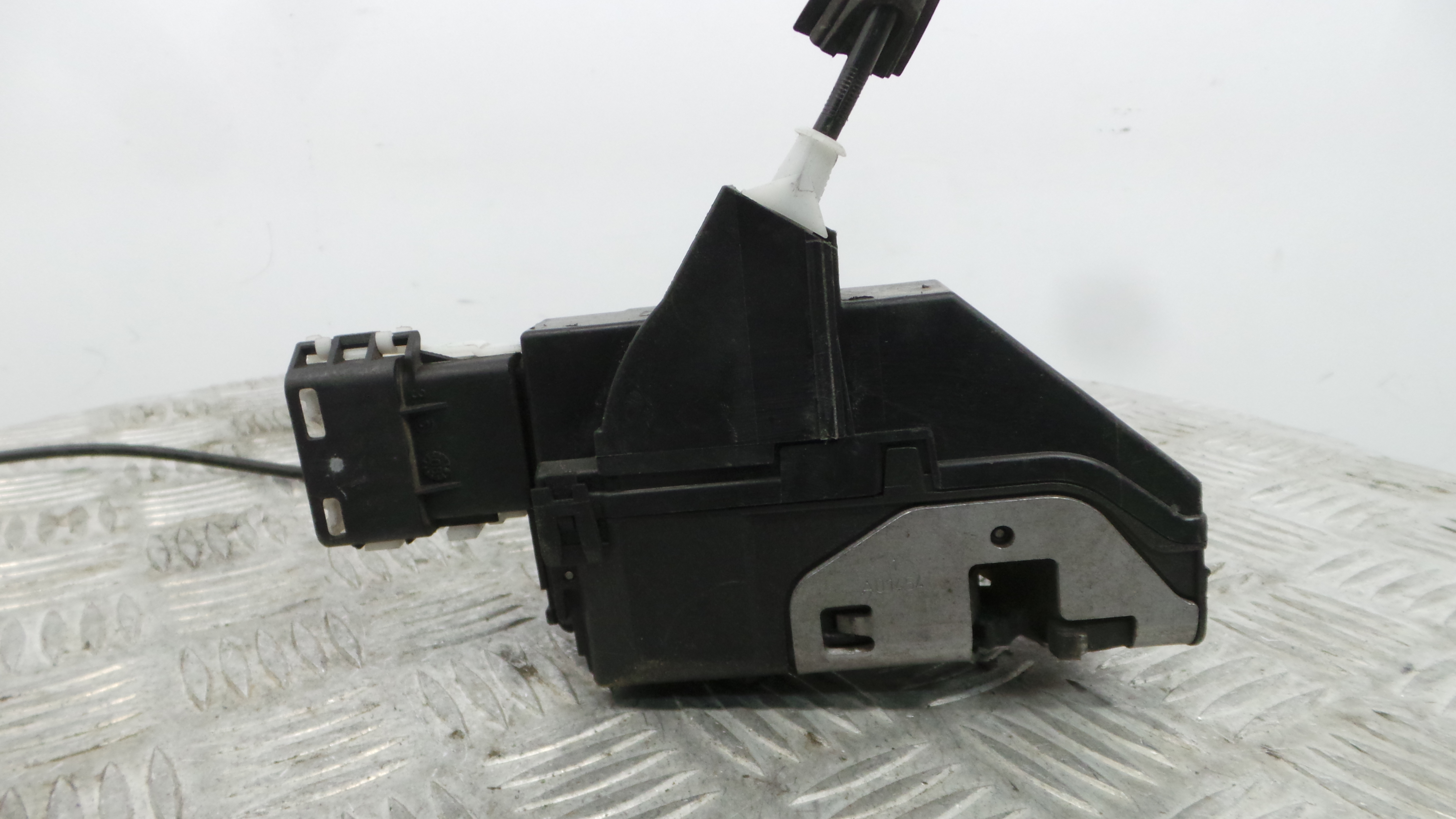 Fecho da Porta Frente Dto 567149 - PEUGEOT 308 I (4A_, 4C_)-36751567 Fecho da Porta Frente Dto 567149 - PEUGEOT 308 I (4A_, 4C_)-36751567