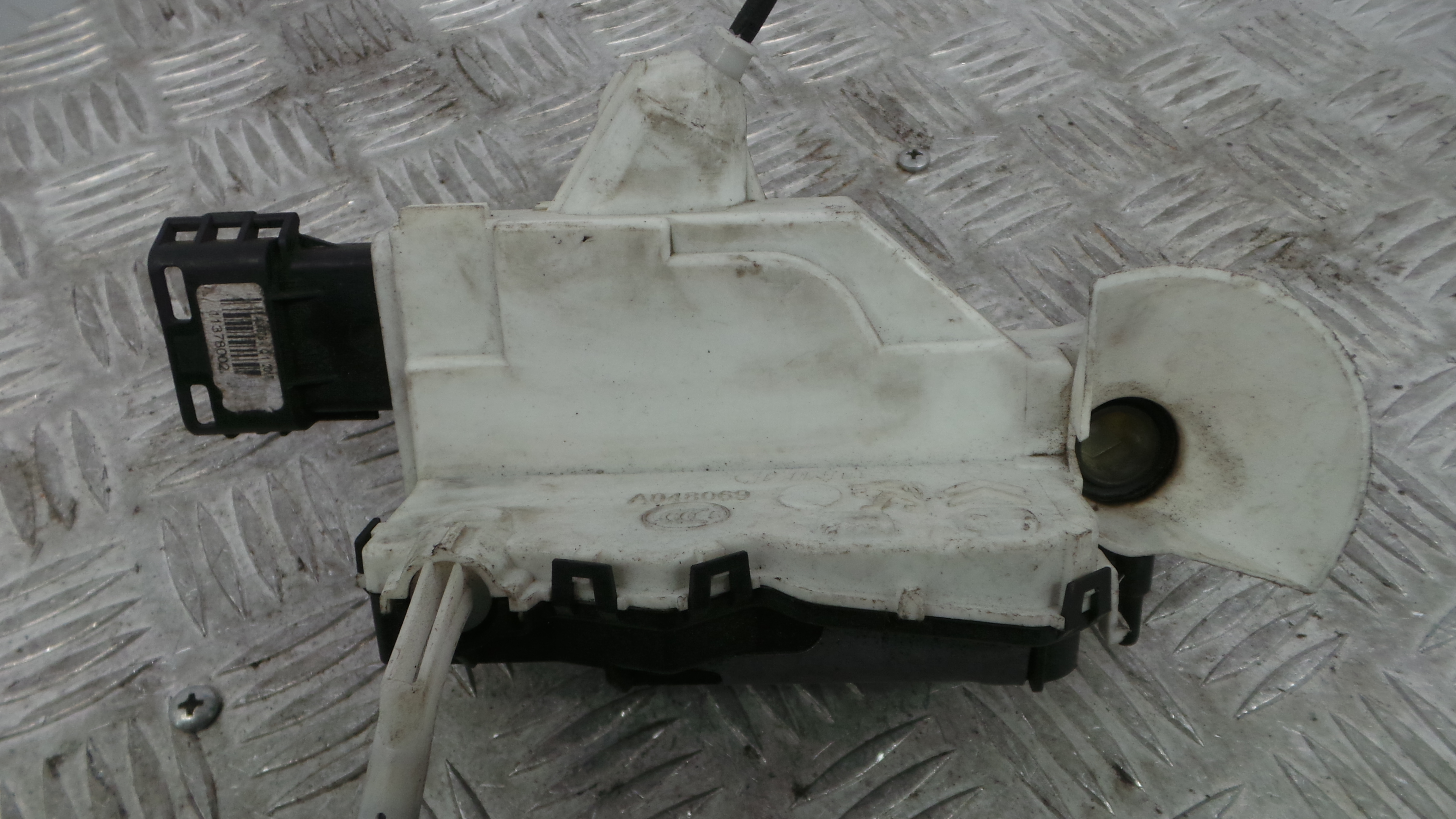 Fecho da Porta Frente Esq 006244 - CITROËN C3 II (SC_)-36751575