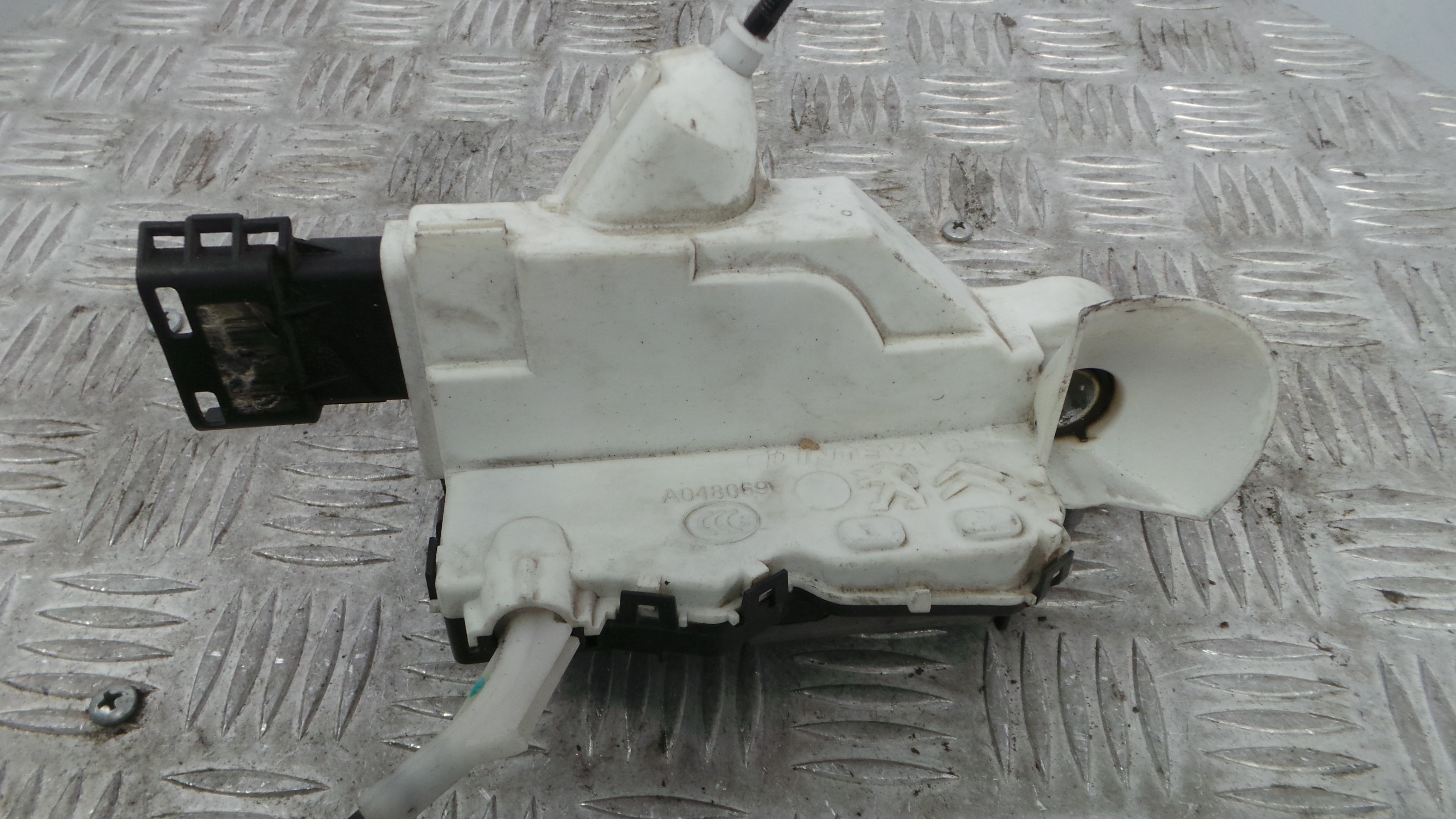 Fecho da Porta Frente Esq 006244 - CITROËN C3 II (SC_)-36754383