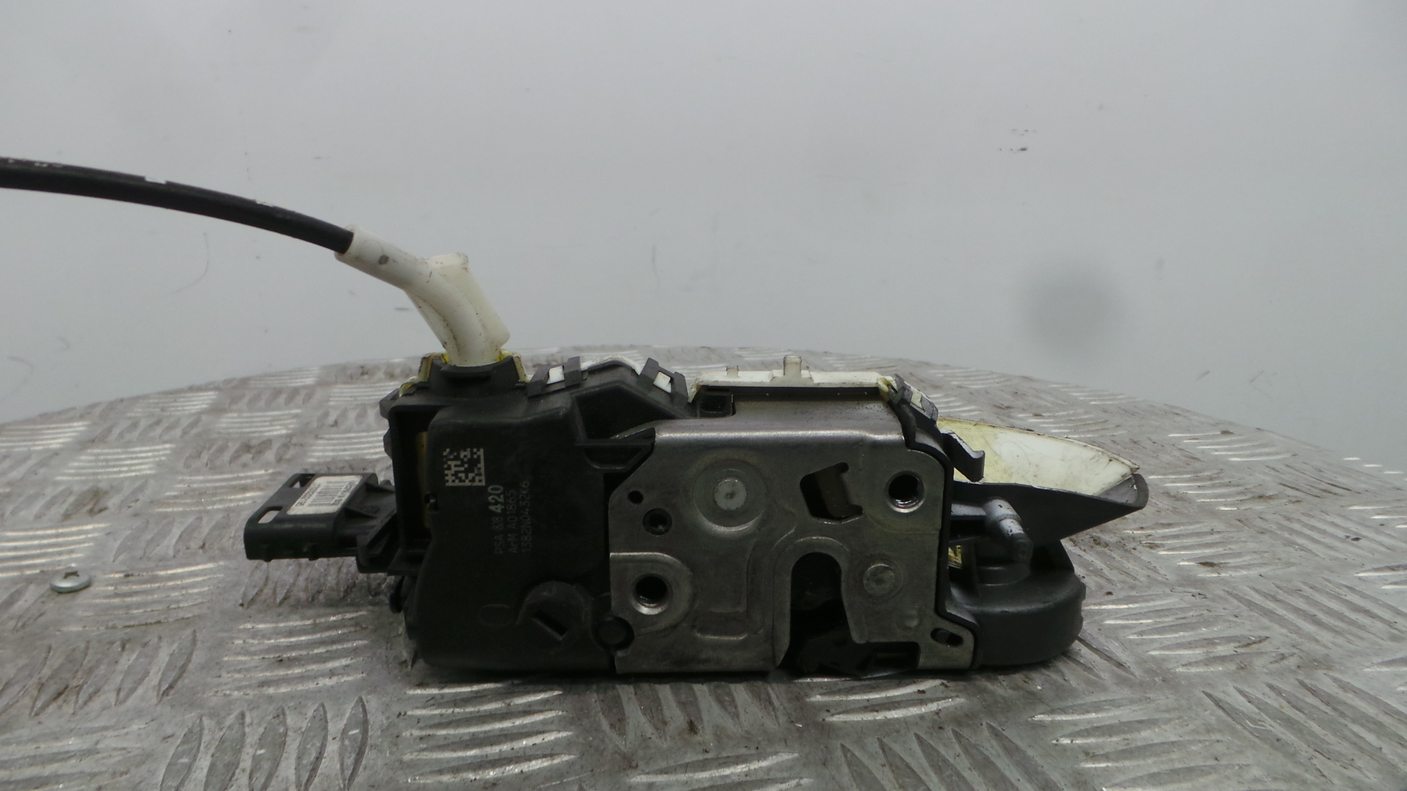 Fecho Mala 828420 - CITROËN BERLINGO Caixa/monovolume (B9)-36754408