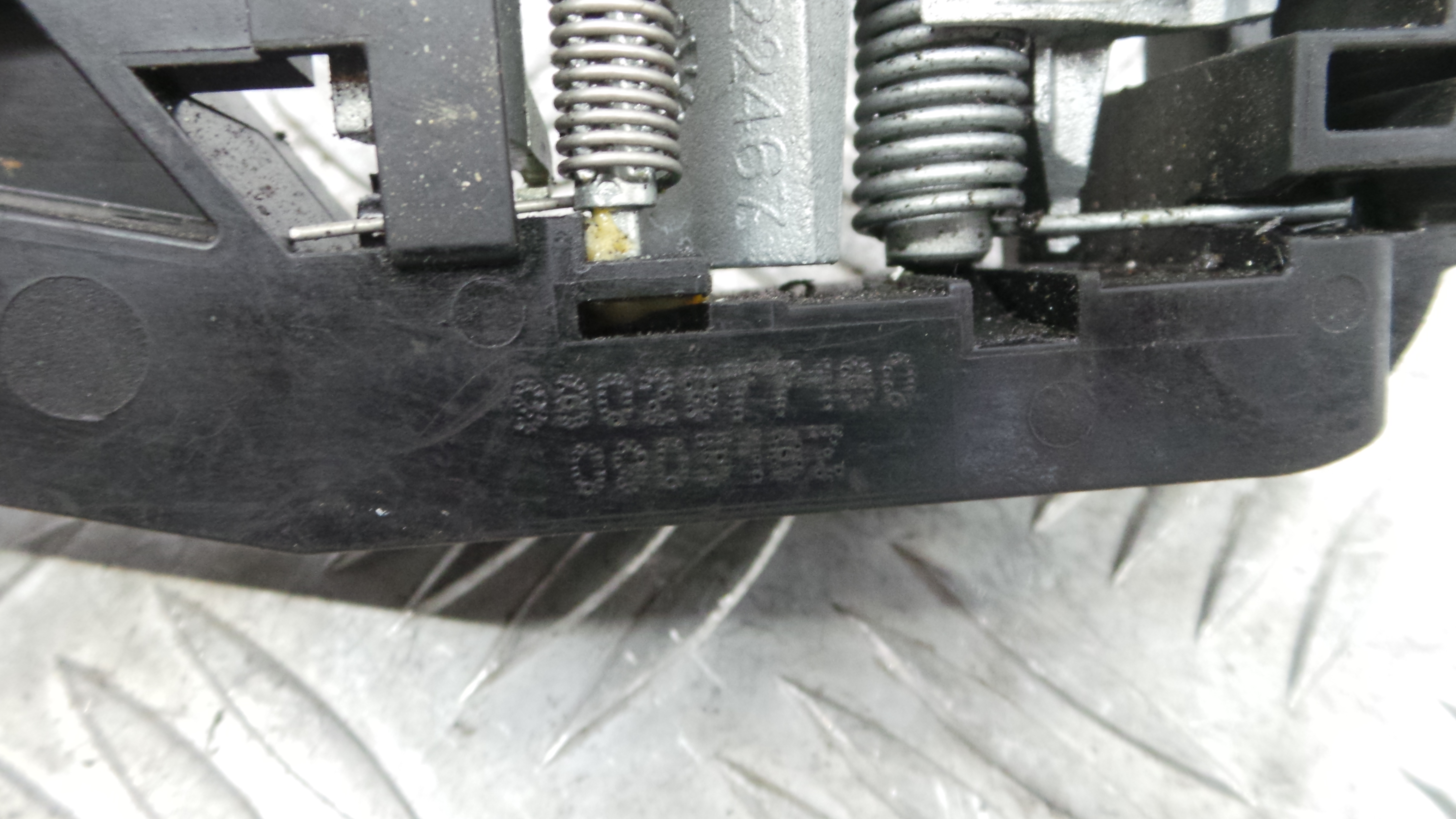 Puxador Exterior Frente Direita 9802977180 - CITROËN C3 / C3 ORIGIN III (SX)-36754421