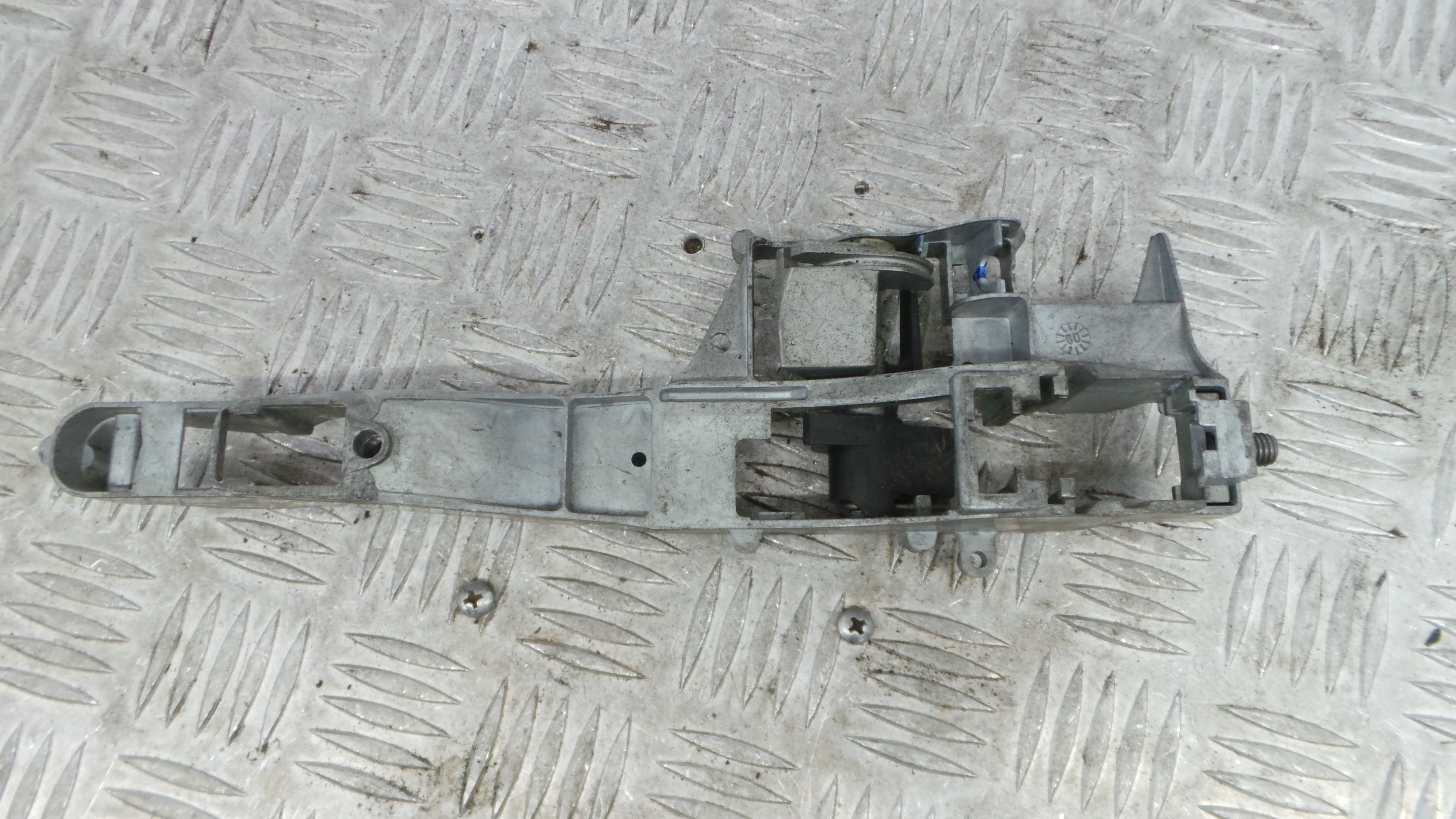 Puxador Exterior Trás esquerdo 9680656680 - PEUGEOT 207 (WA_, WC_), 207/207+ (WA_, WC_)-36754587