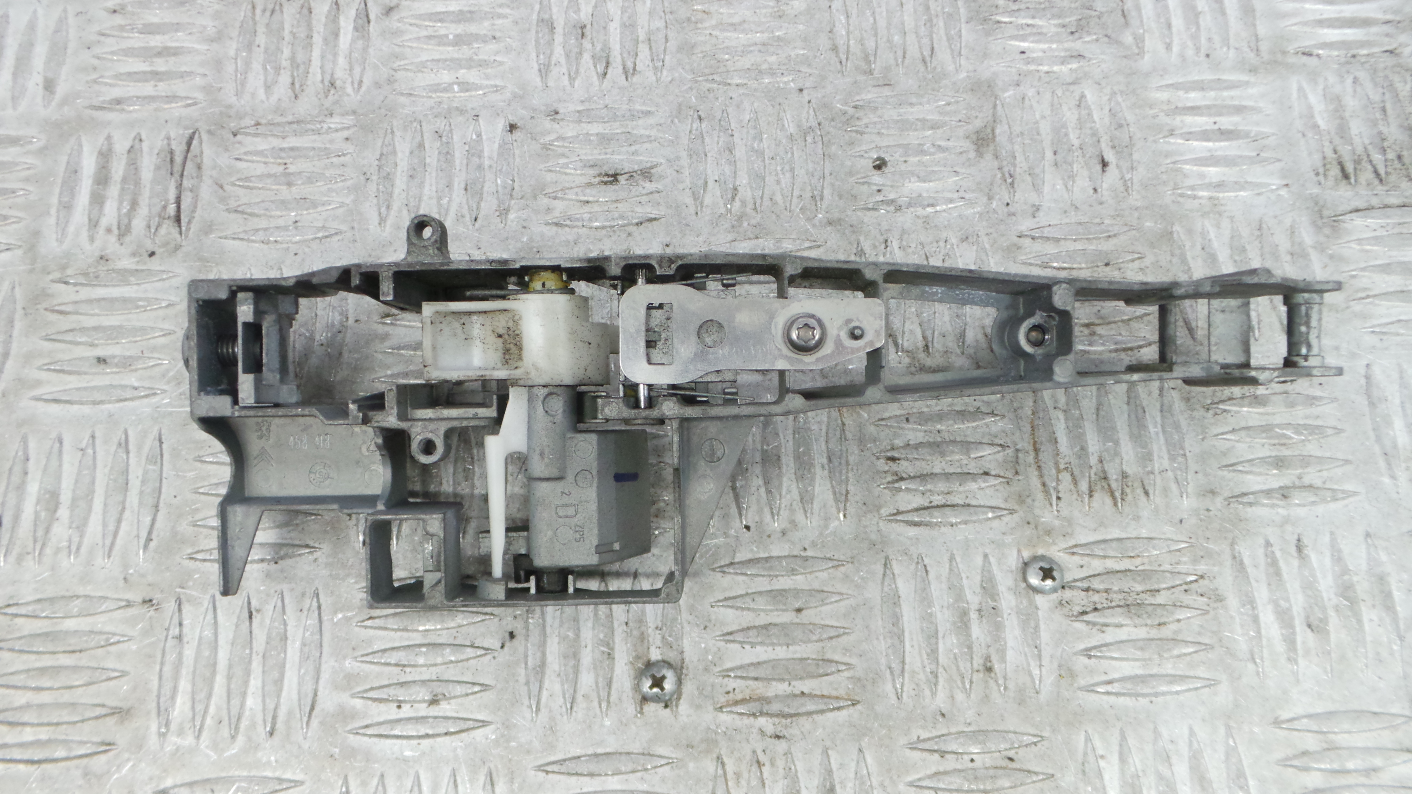 Puxador Exterior Trás Direita 9684559980 - CITROËN C3 II (SC_)-36754604