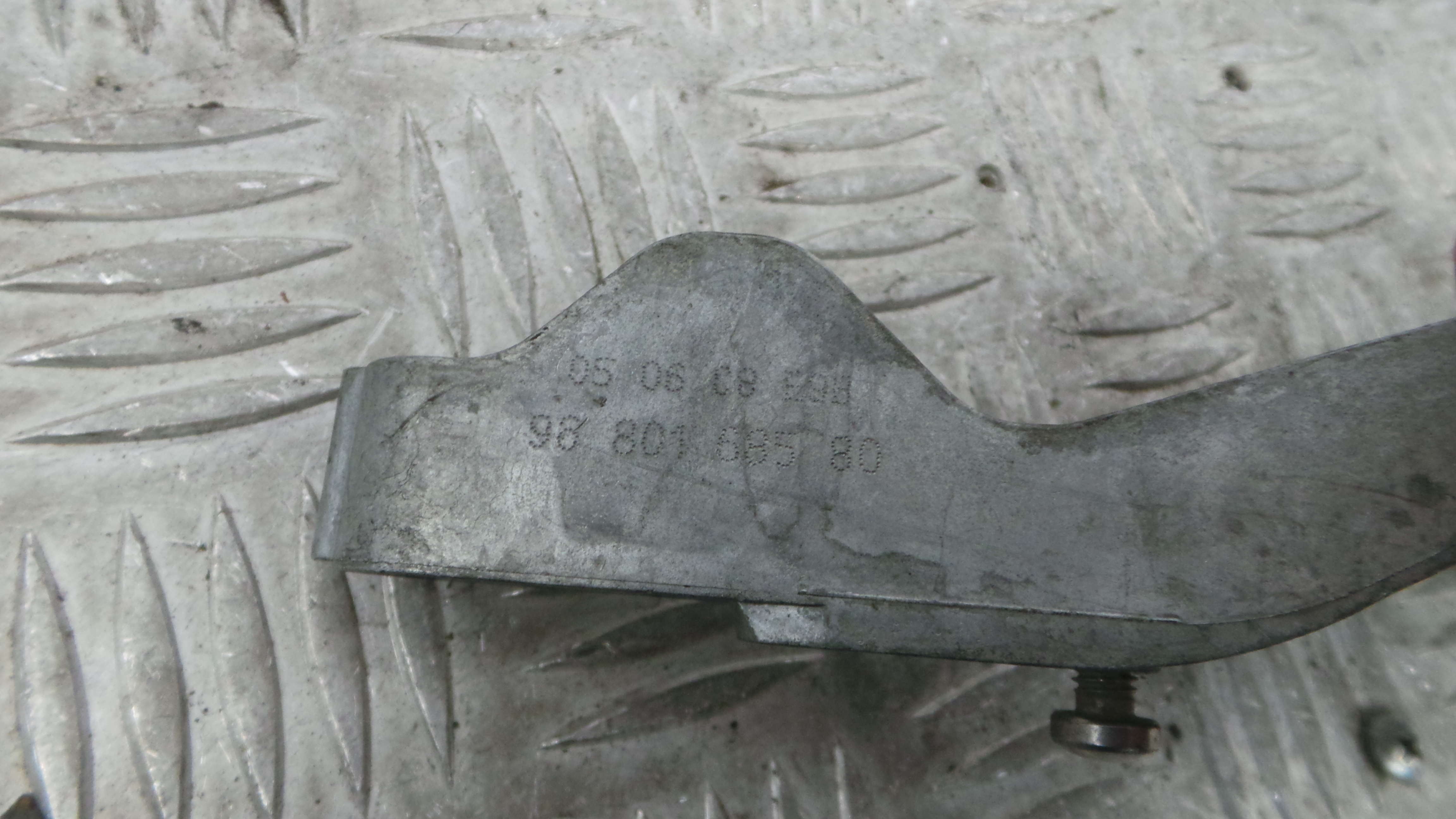 Puxador Exterior Frente Direita  9680168580 - PEUGEOT 207 (WA_, WC_), 207/207+ (WA_, WC_)-36754618