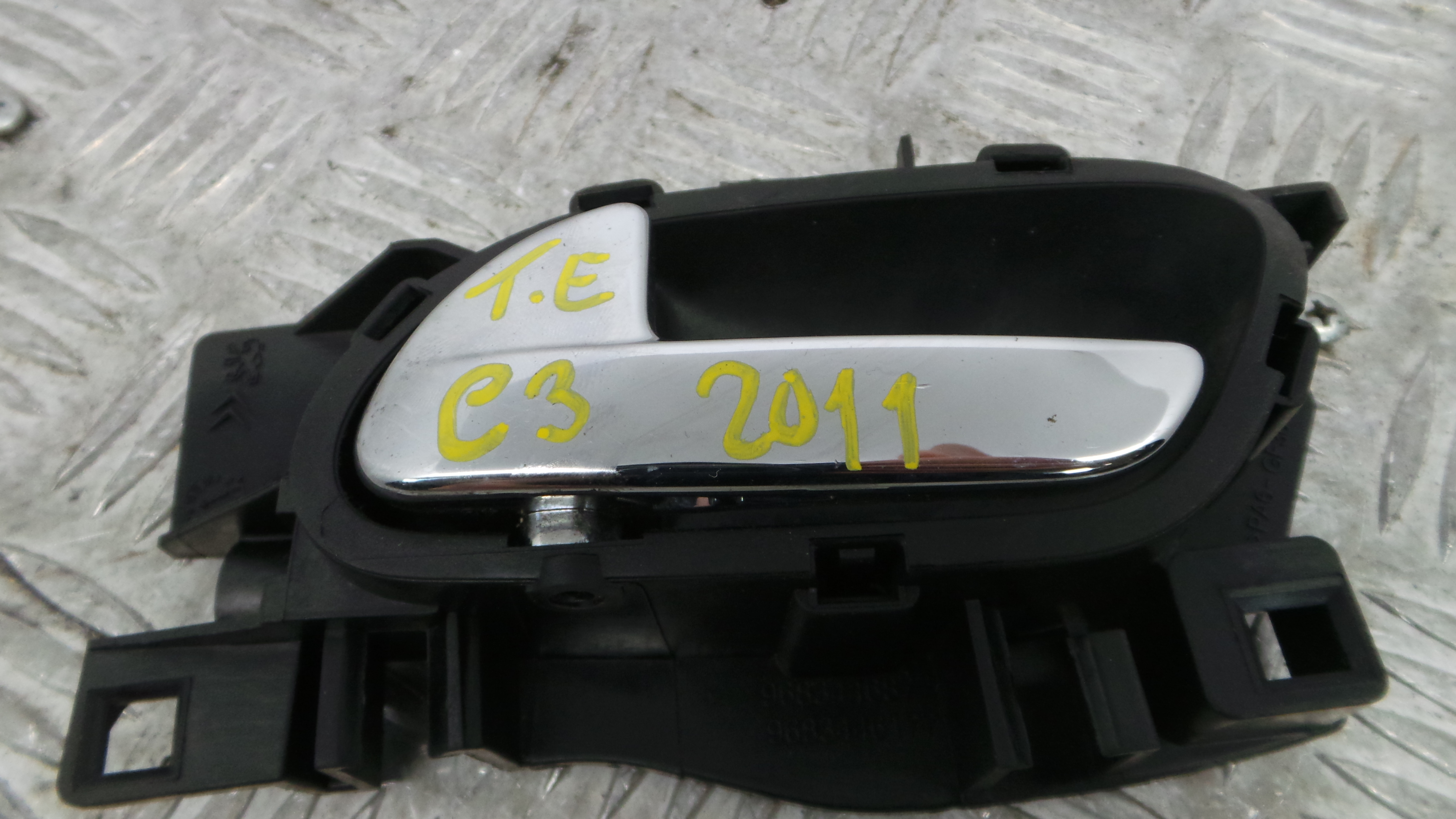 Puxador Interior Traseiro Esquerdo  9683446877 - CITROËN C3 II (SC_)-36754651