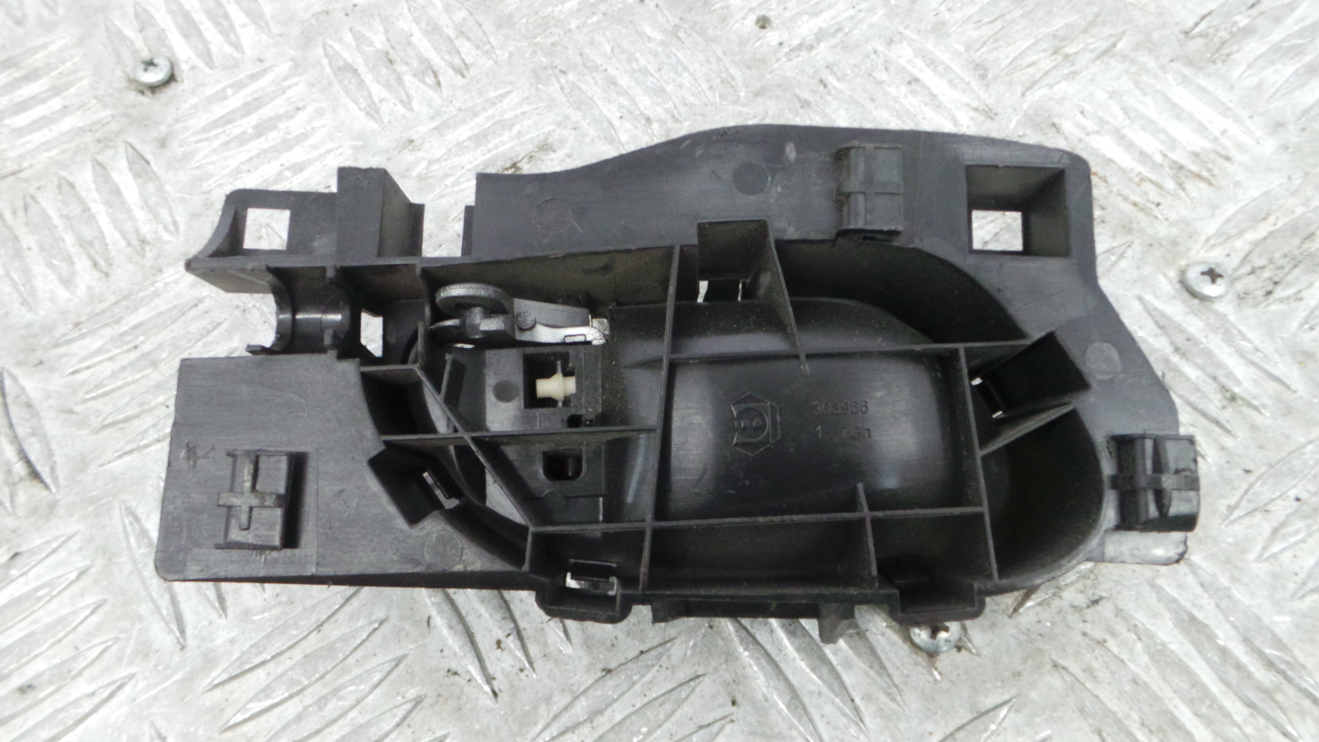 Puxador Interior Frente Esquerdo 96802456VV - PEUGEOT 207 (WA_, WC_), 207/207+ (WA_, WC_)-36754702