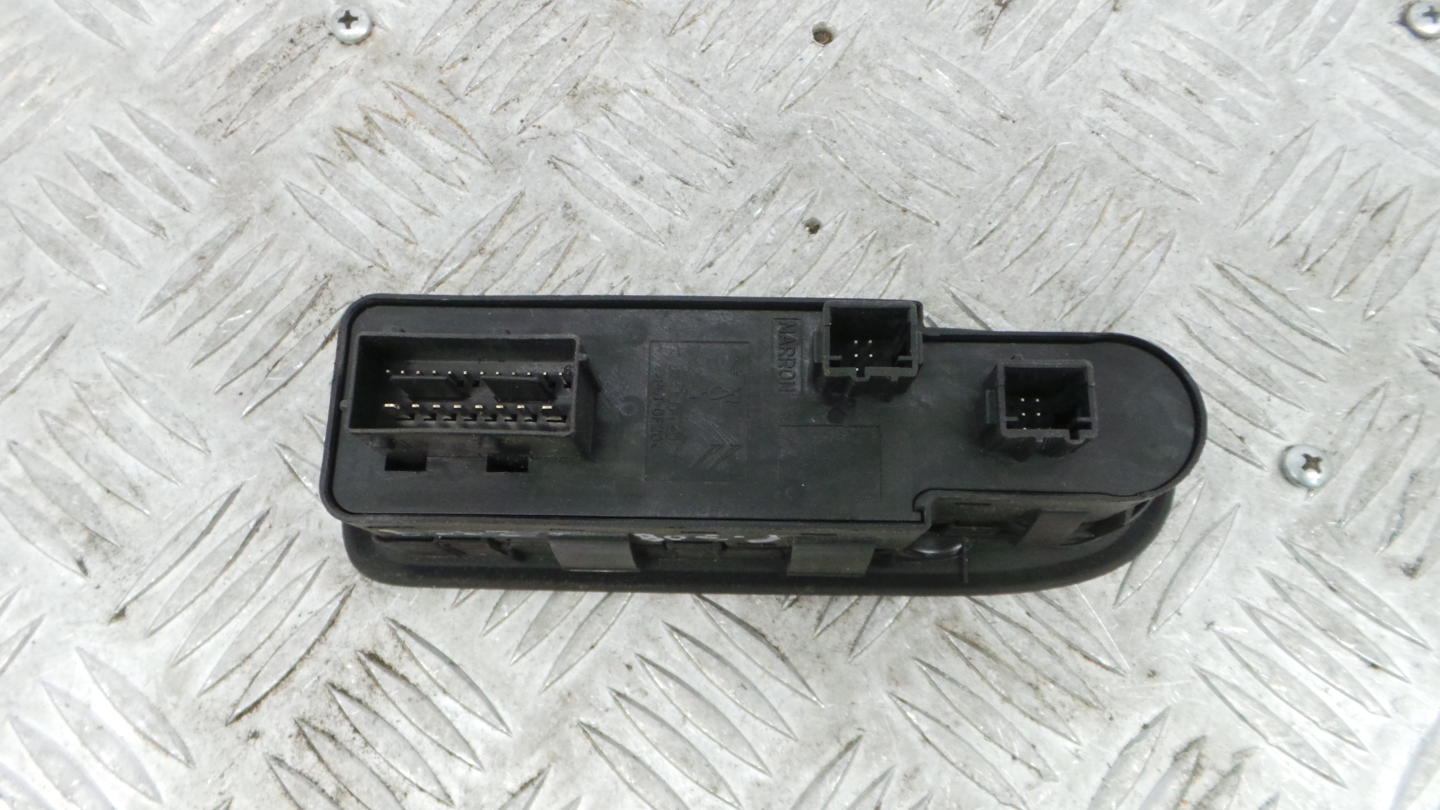 Interruptor / Comando Elevador Vidro Frente Esq  96644917XT - PEUGEOT 308 I (4A_, 4C_)-36755112