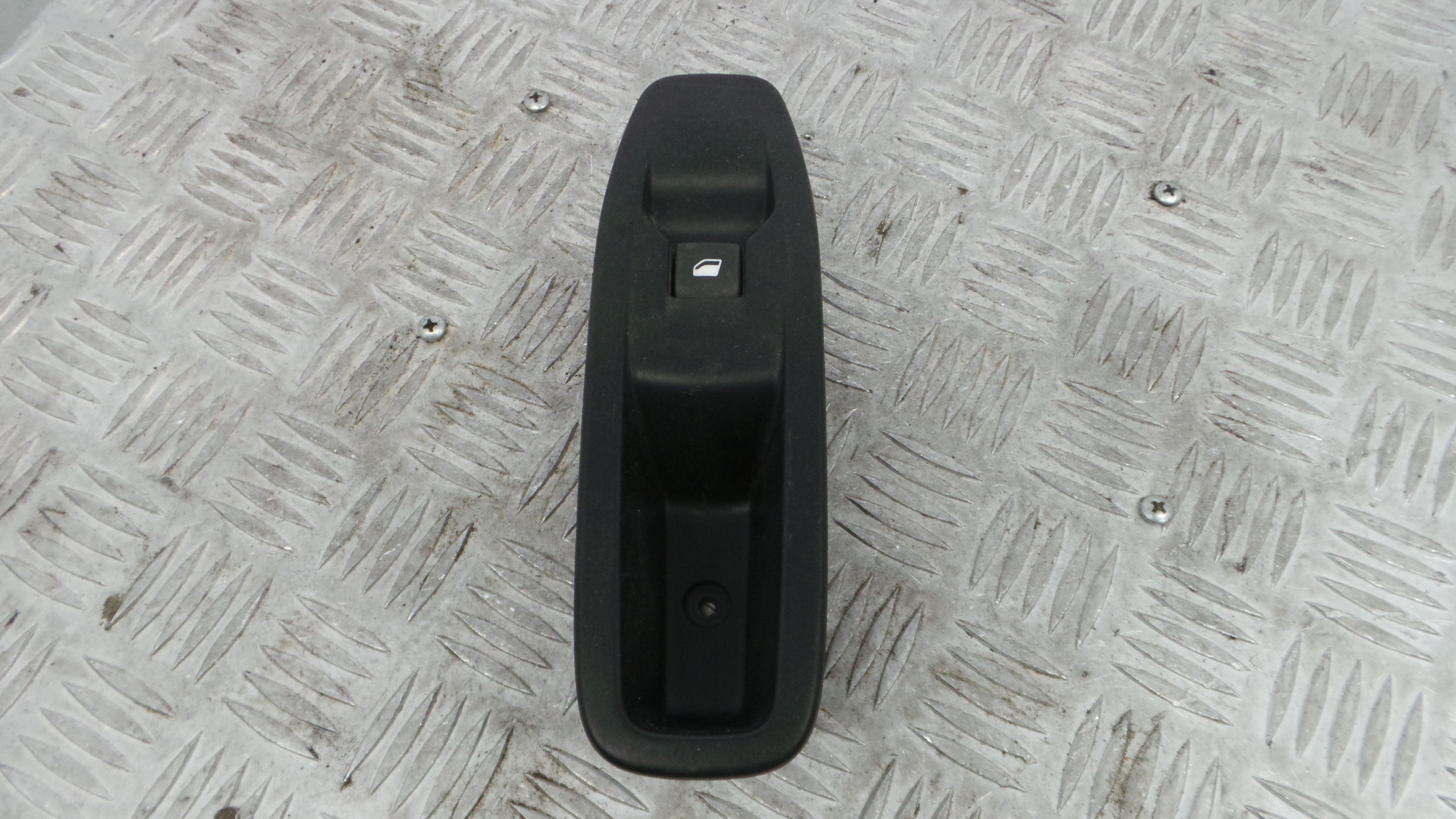 Interruptor / Comando Elevador Vidro Frente Dto  96758250ZD - PEUGEOT 208 I (CA_, CC_)-36755115