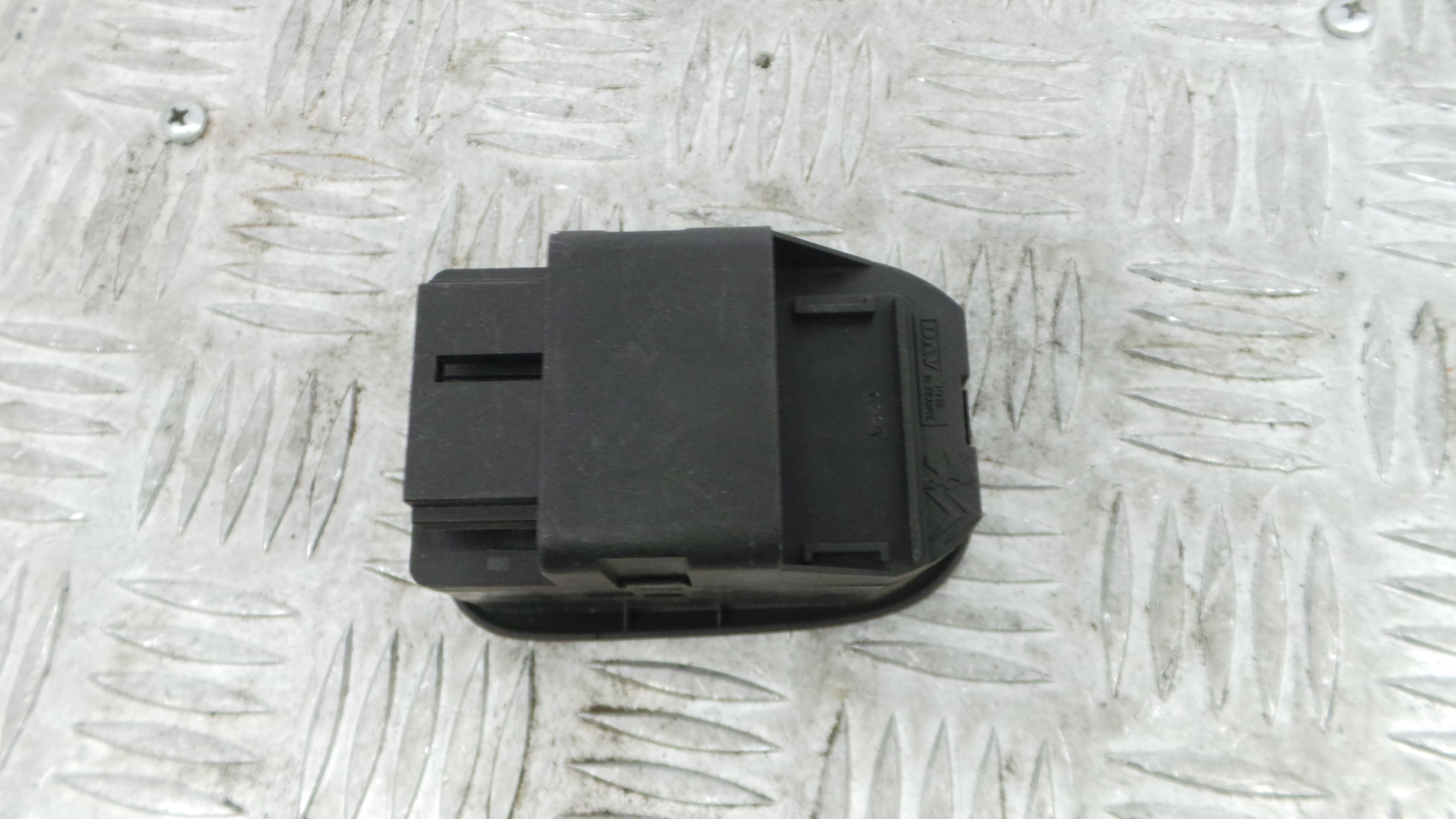 Interruptor / Comando Elevador Vidro Frente Esq  6552WW - PEUGEOT 206 Hatchback (2A/C)-36755118