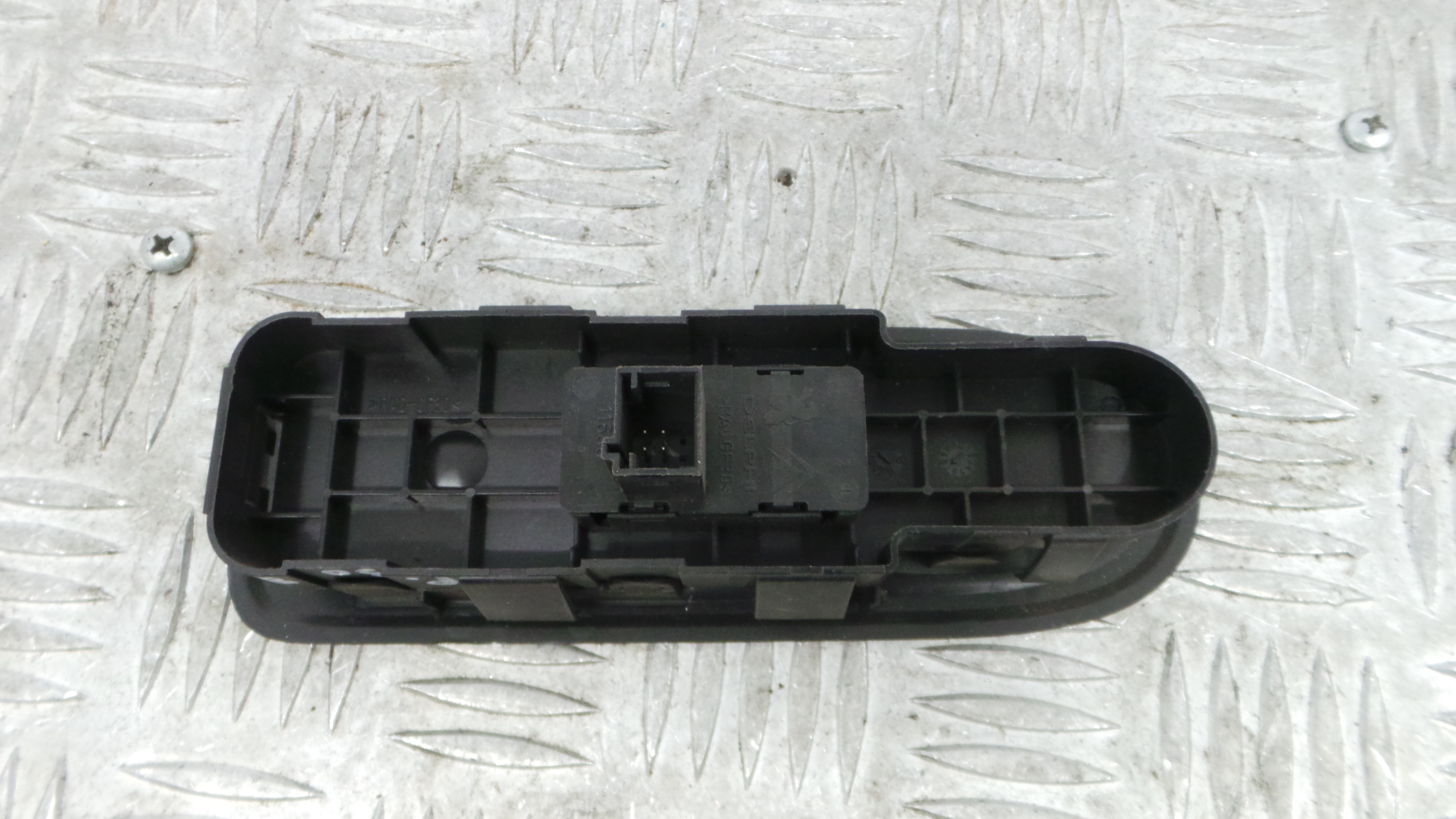 Interruptor / Comando Elevador Vidro Frente Dto 96565184XT - PEUGEOT 308 I (4A_, 4C_)-36755120
