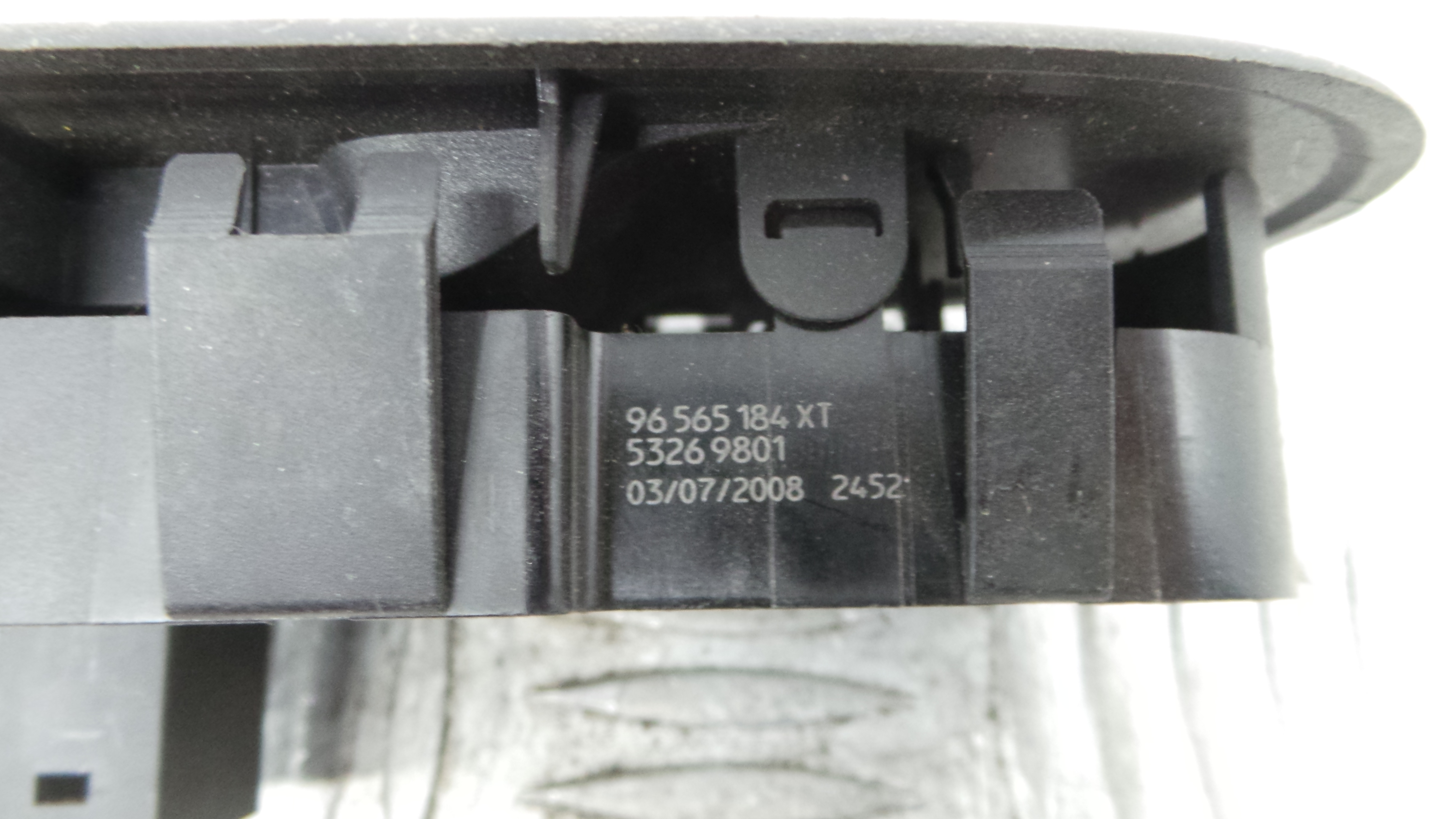 Interruptor / Comando Elevador Vidro Frente Dto 96565184XT - PEUGEOT 308 I (4A_, 4C_)-36755120