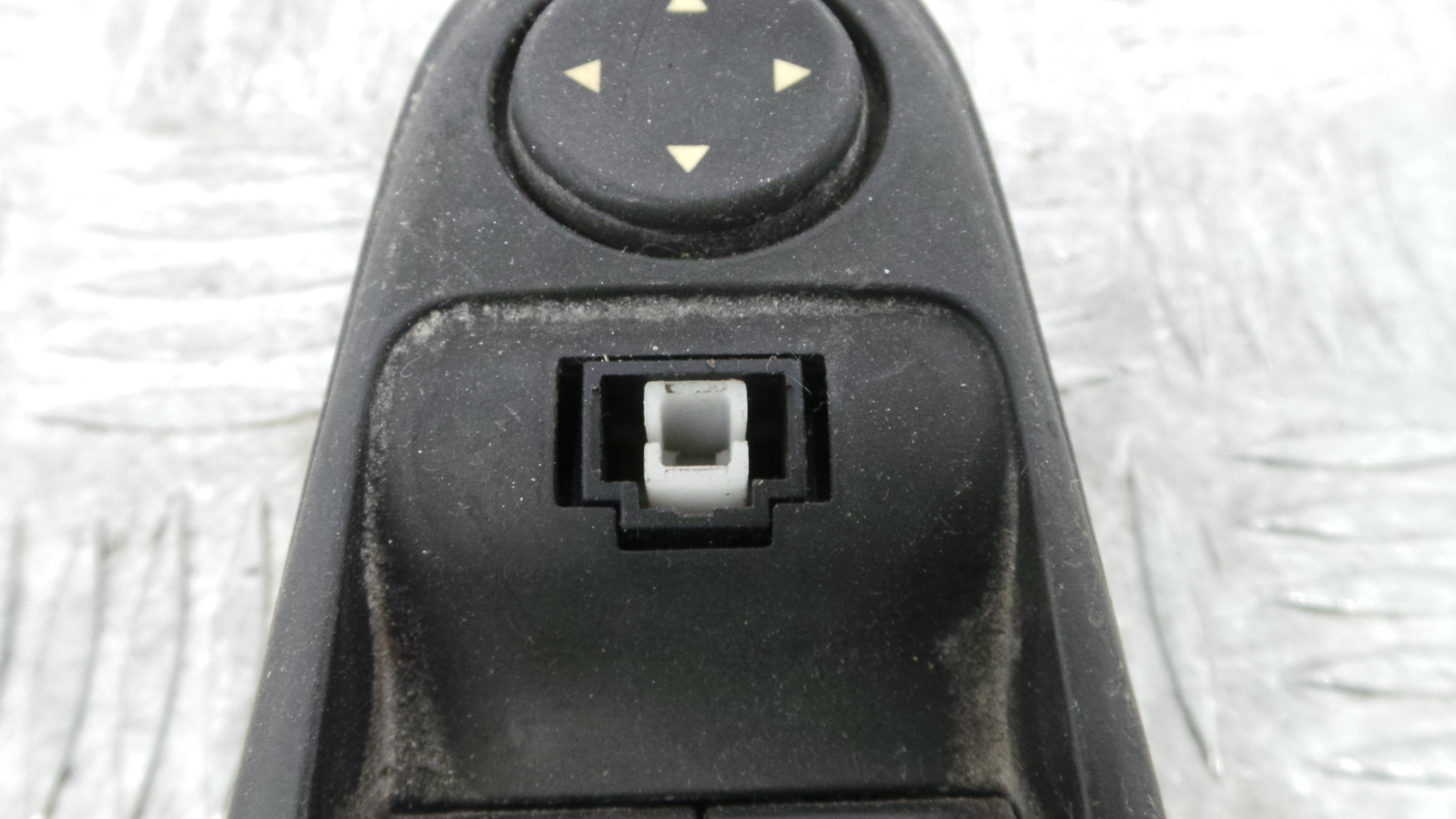 Interruptor / Comando Elevador Vidro Frente Esq  96639382ZD - CITROËN C4 PICASSO I Veículo multius-36755160