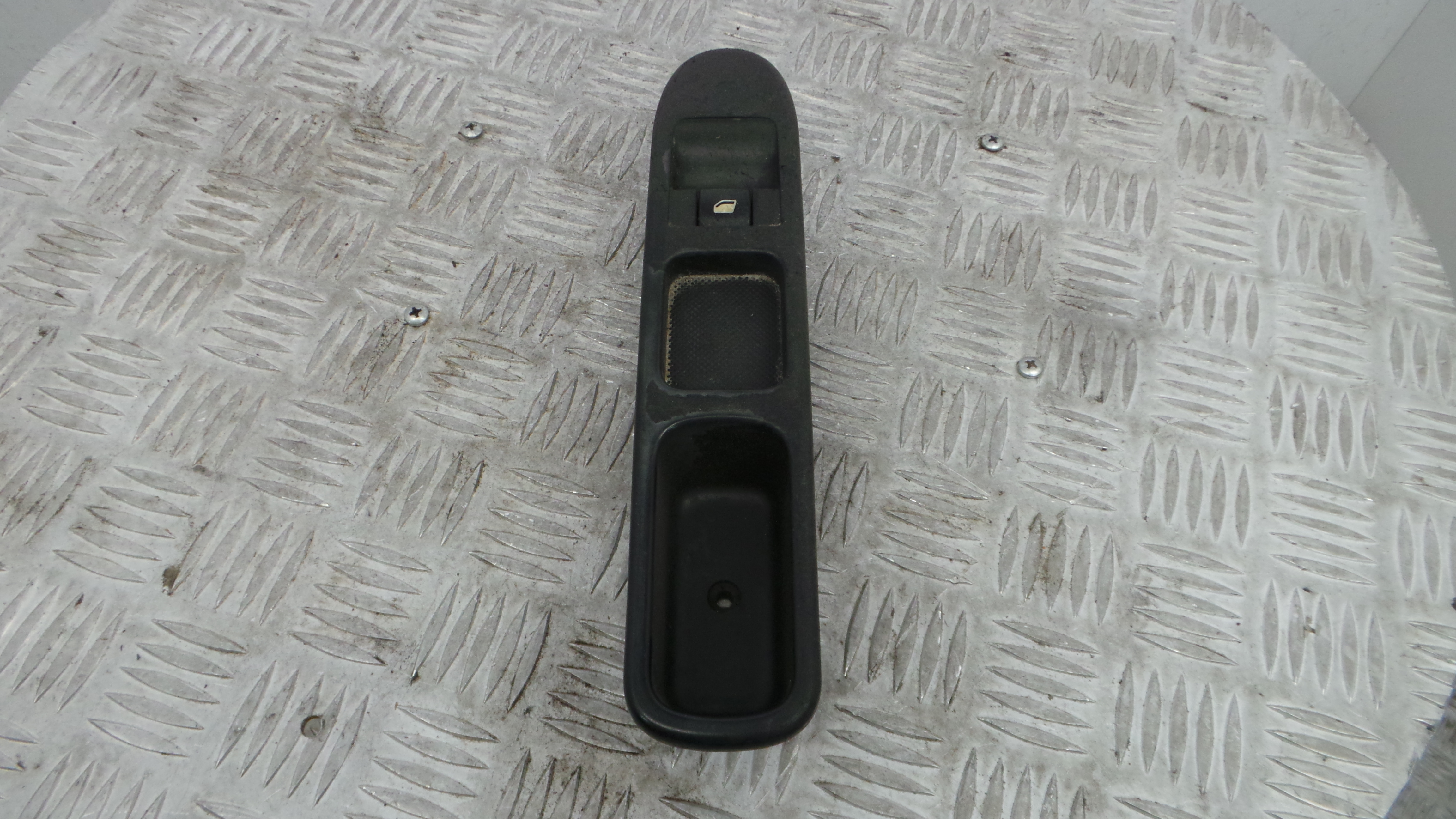 Interruptor / Comando Elevador Vidro Frente Dto  96348606 - PEUGEOT 207 (WA_, WC_), 207/207+ (WA_, W-36755306