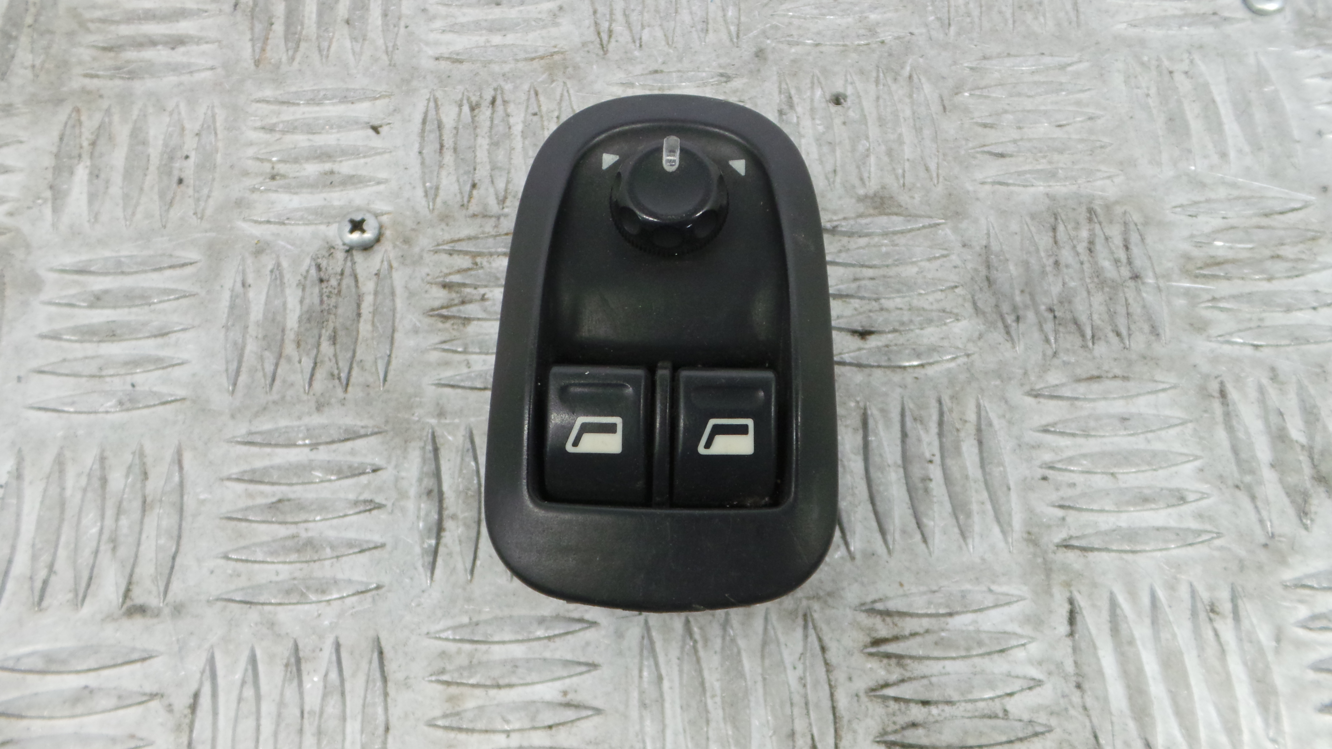 Interruptor / Comando Elevador Vidro Frente Esq  6552WP - PEUGEOT 206 Hatchback (2A/C)-36755470