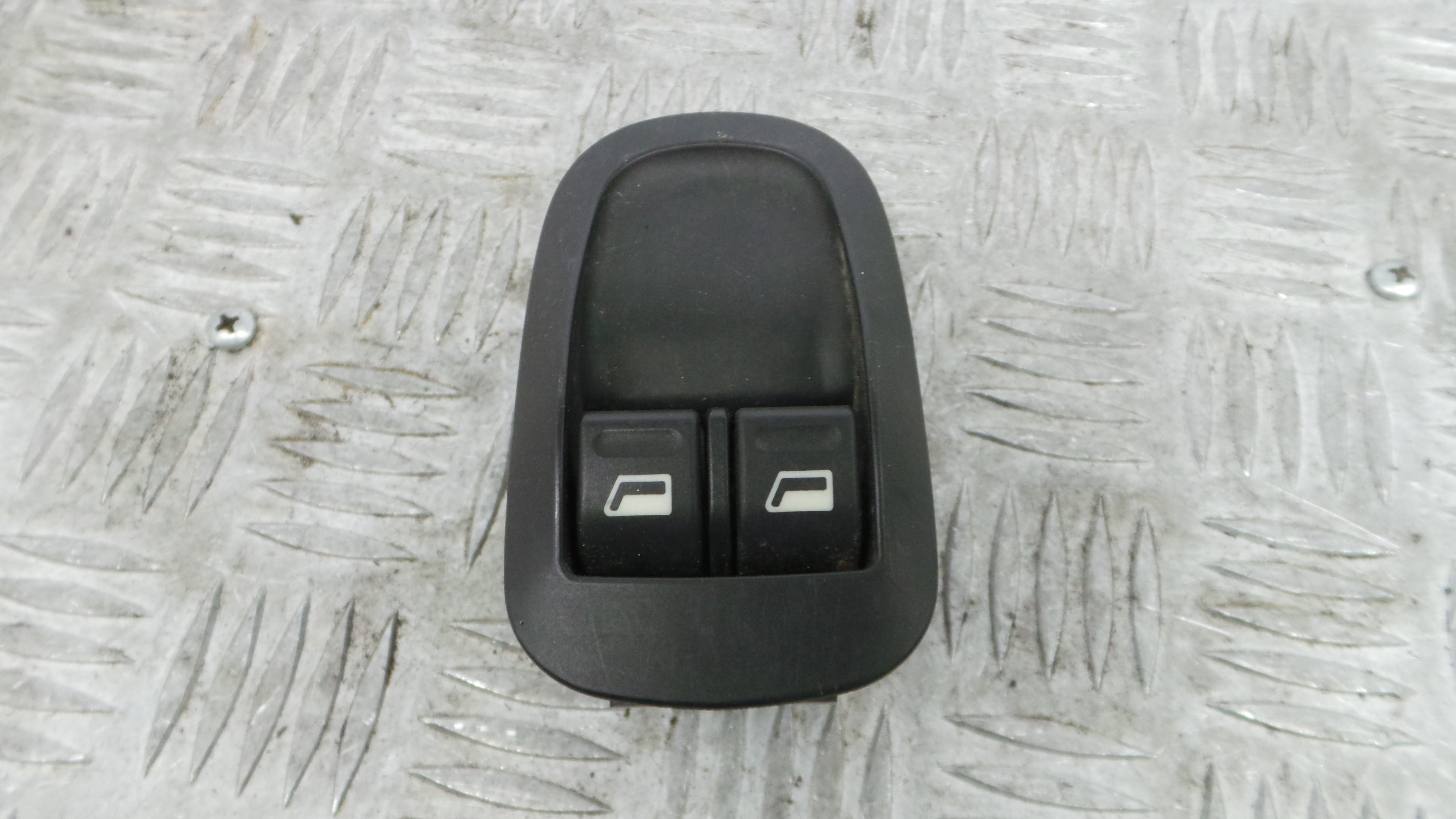 Interruptor / Comando Elevador Vidro Frente Esq  6552WQ - PEUGEOT 206 Hatchback (2A/C)-36756539
