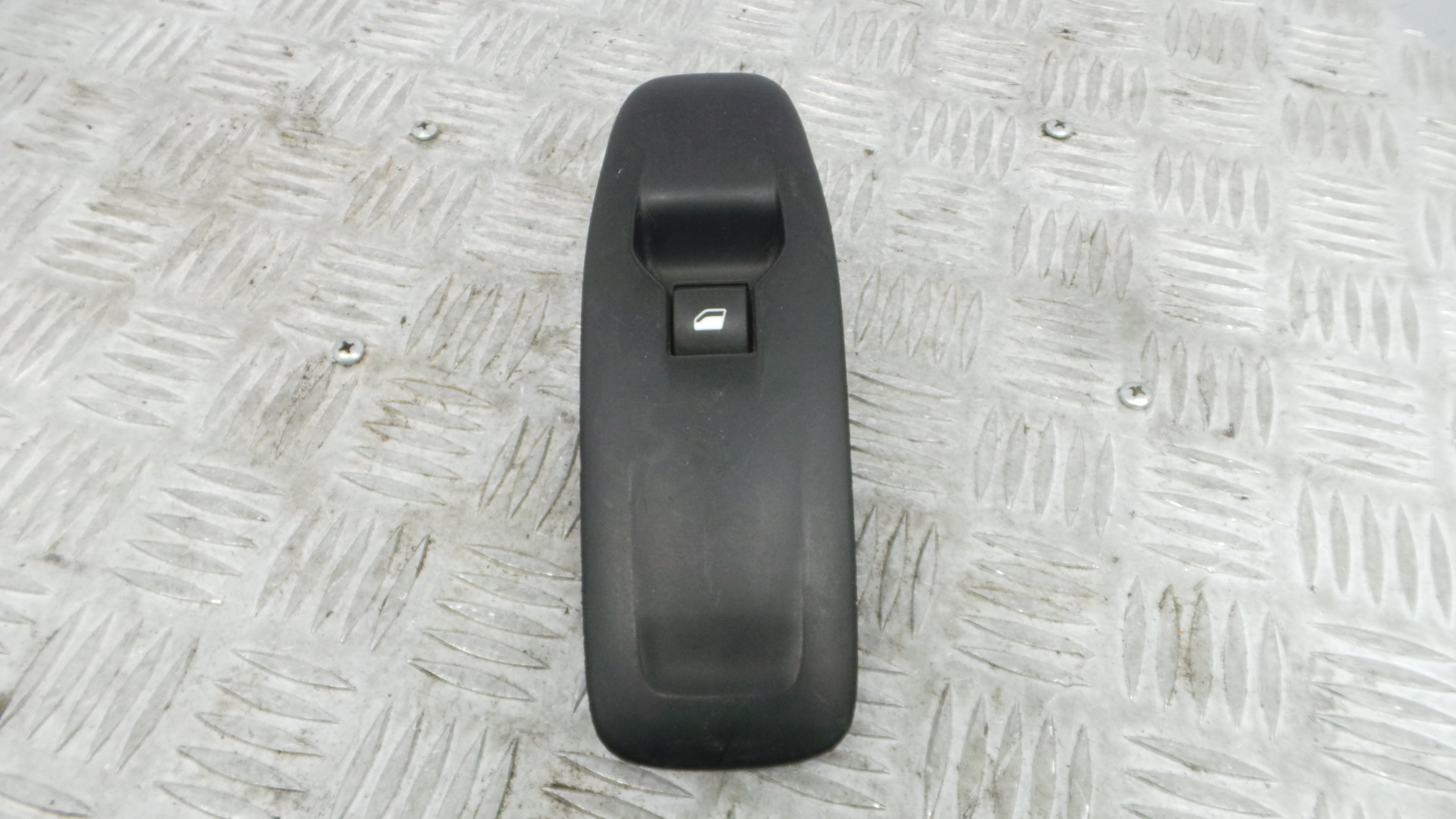 Interruptor / Comando Elevador Vidro Frente Dto  96749628ZD - PEUGEOT 208 I (CA_, CC_)-36756554