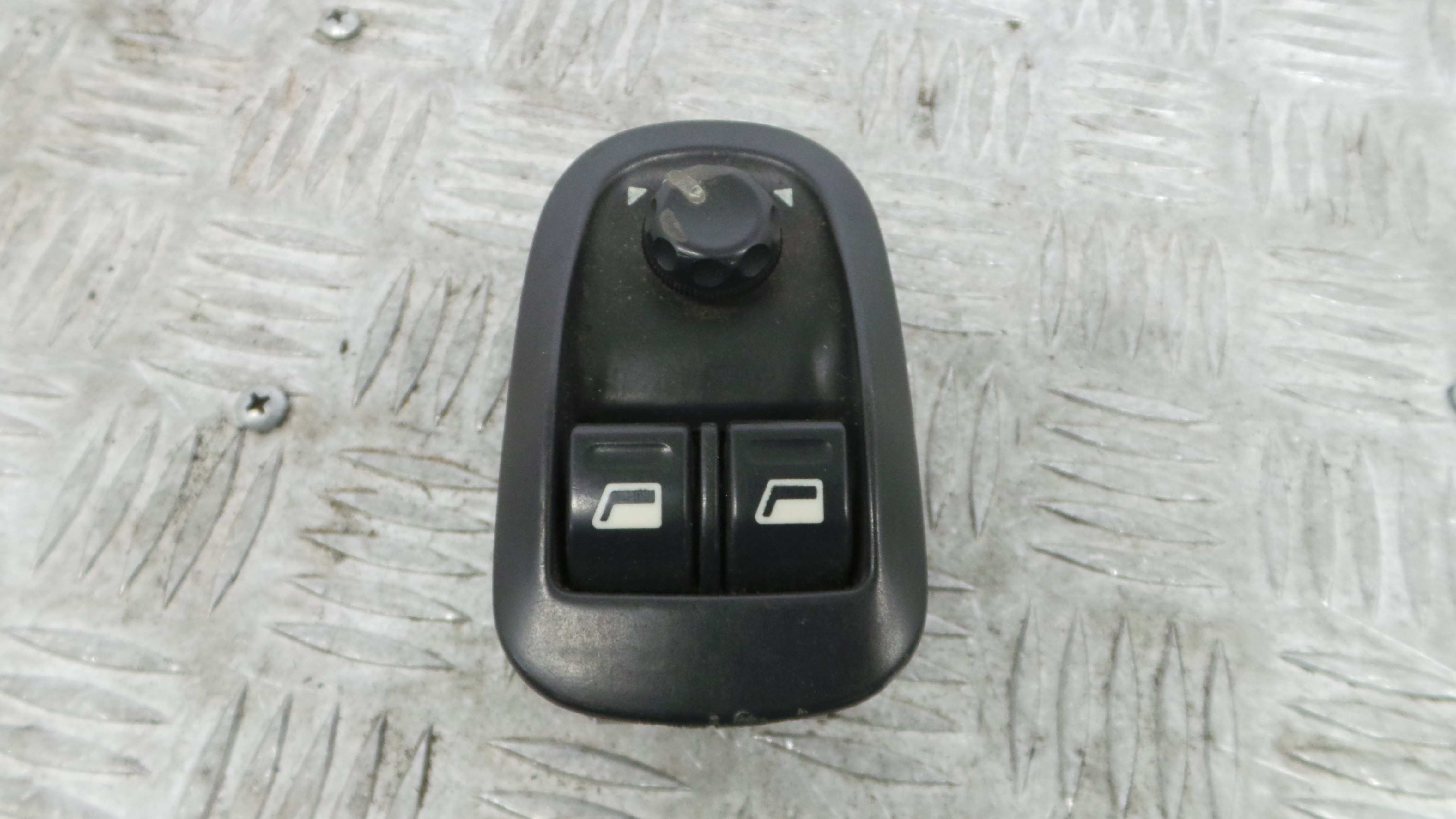 Interruptor / Comando Elevador Vidro Frente Esq  6552WP - PEUGEOT 206 Hatchback (2A/C)-36756616