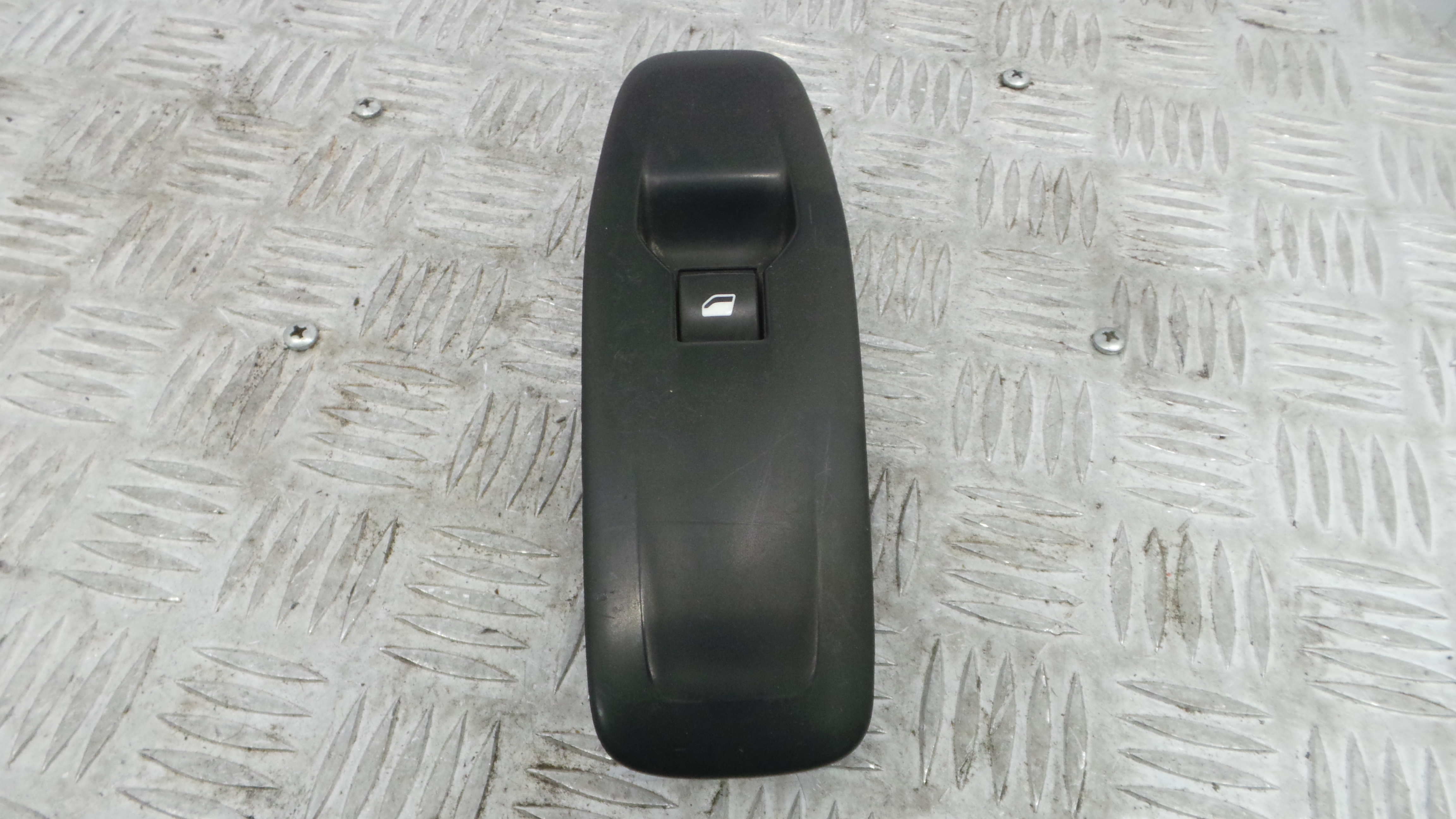 Interruptor / Comando Elevador Vidro Frente Dto  96751118ZD - PEUGEOT 208 I (CA_, CC_)-36756618