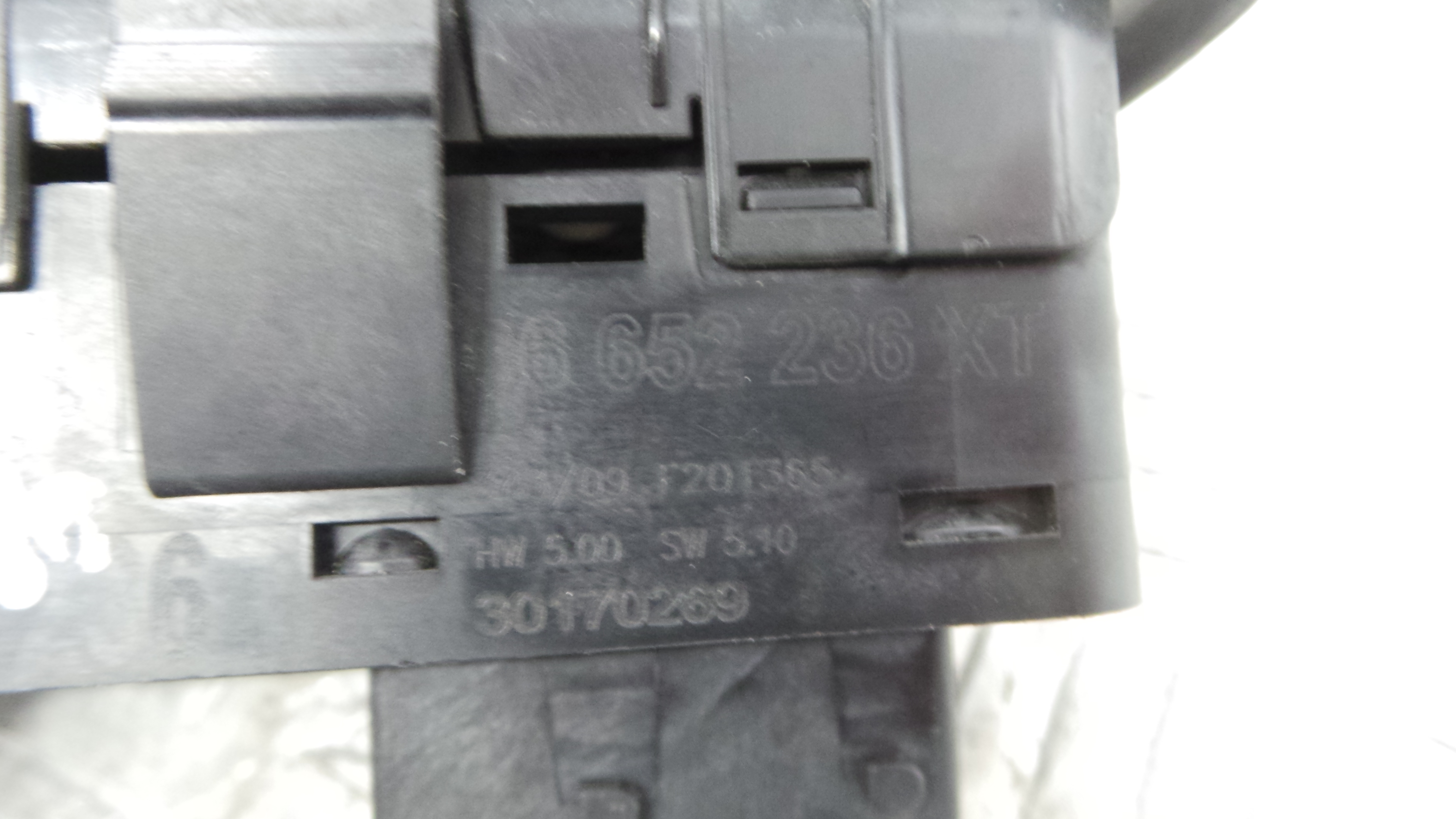 Interruptor / Comando Elevador Vidro Frente Esq 96652236XT - CITROËN C3 II (SC_)-36756770