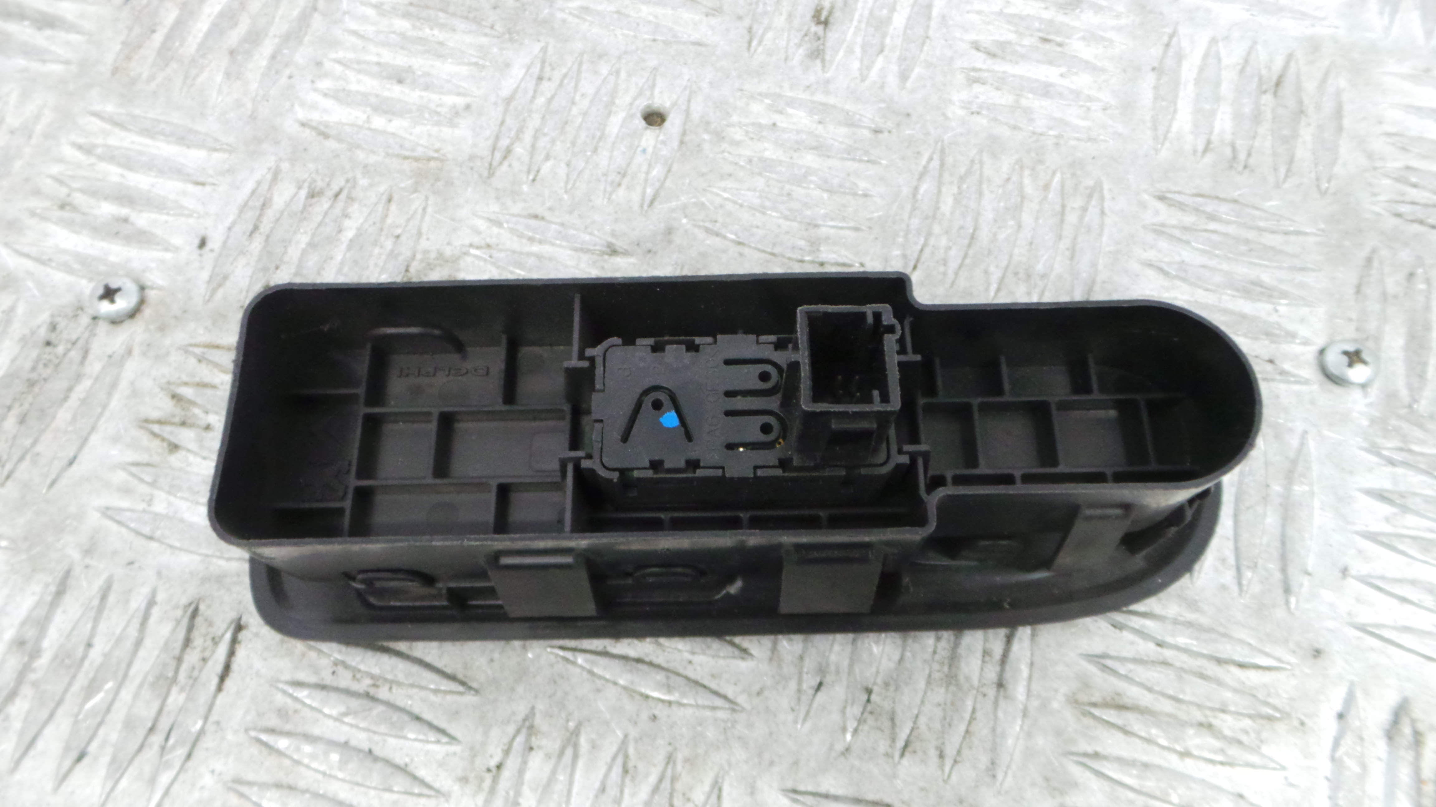 Interruptor / Comando Elevador Vidro Frente Dto  96637533XT - CITROËN C3 II (SC_)-36756773