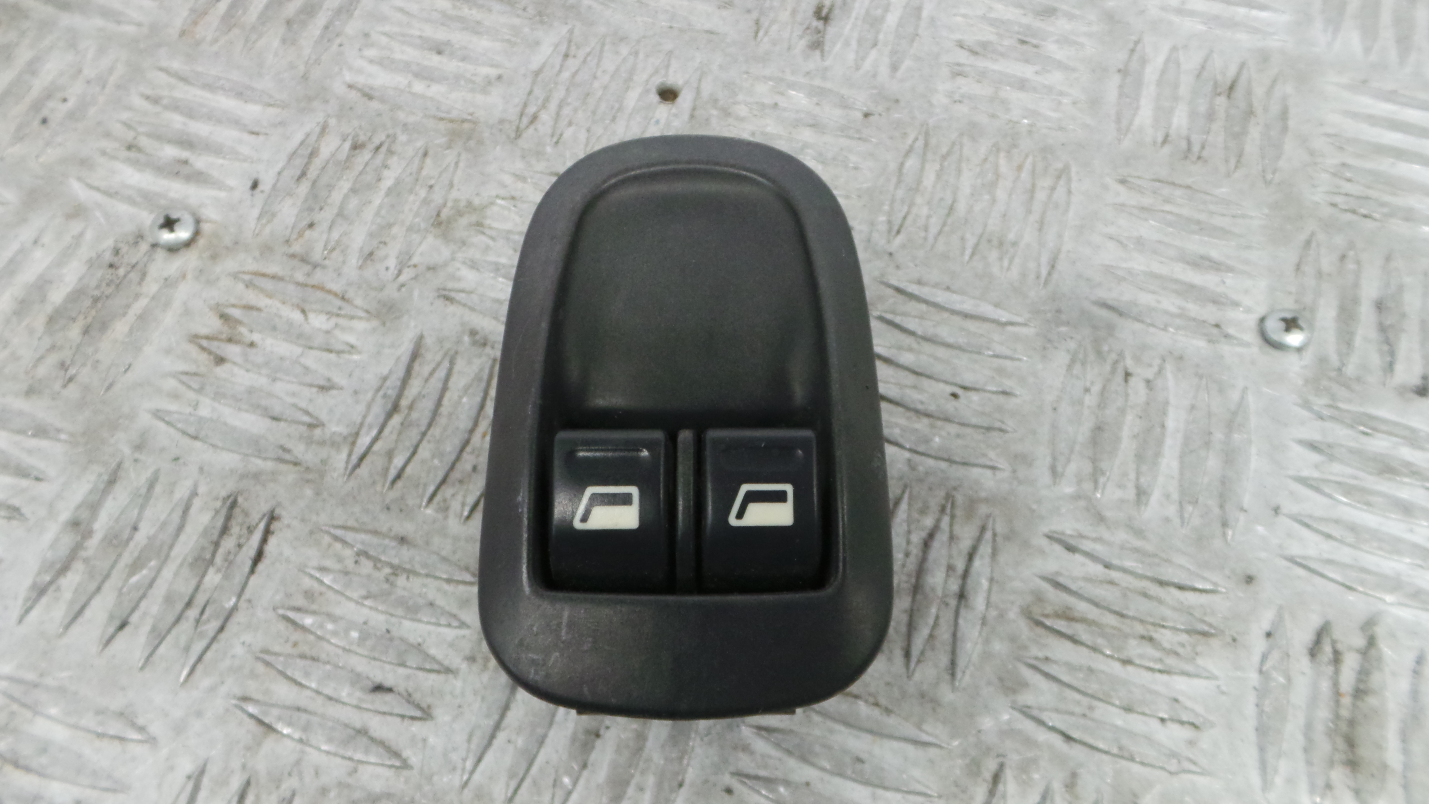 Interruptor / Comando Elevador Vidro Frente Esq  6552WQ - PEUGEOT 206 Hatchback (2A/C)-36756778