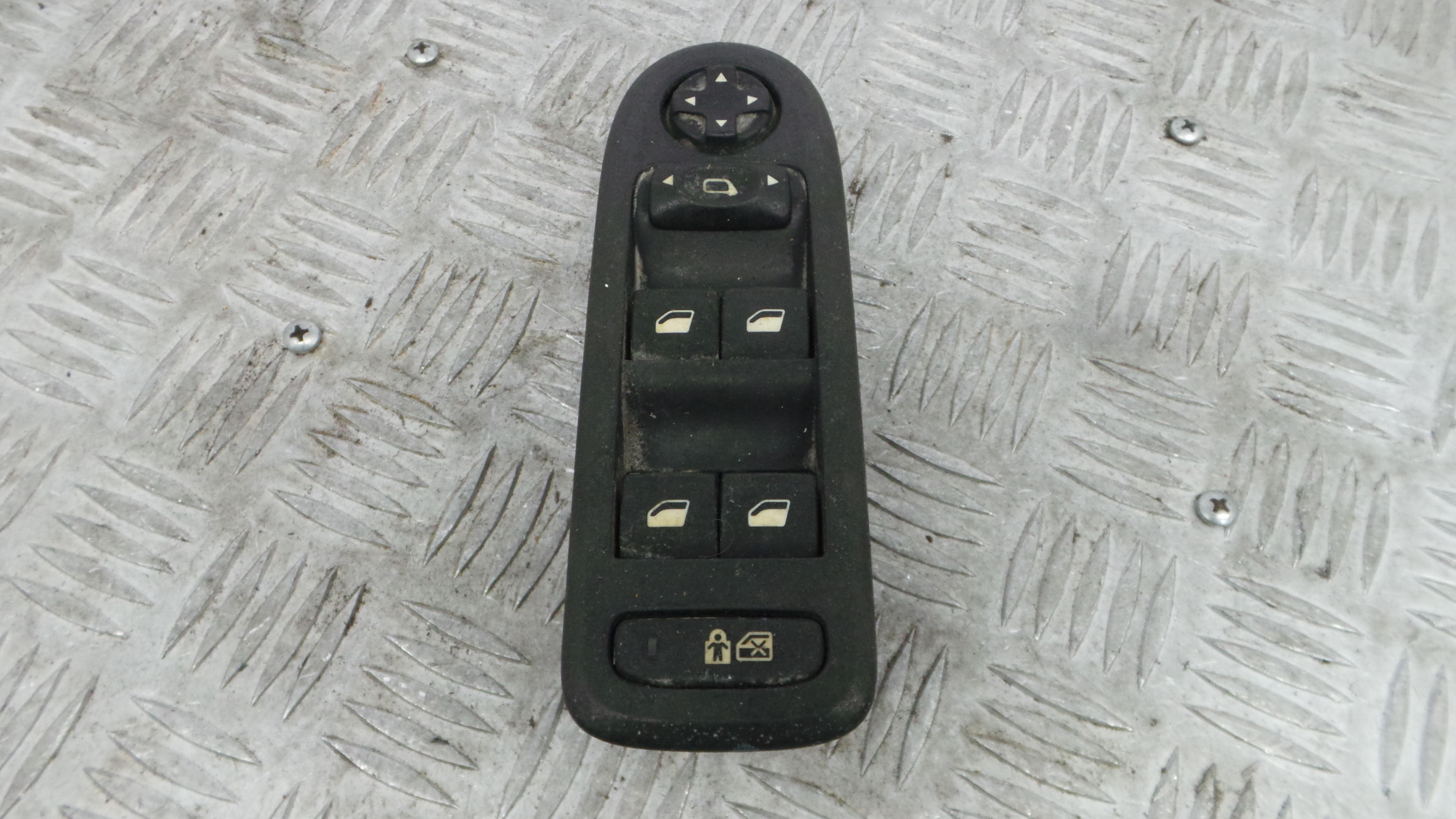 Interruptor / Comando Elevador Vidro Frente Esq  96644915XT - PEUGEOT 308 I (4A_, 4C_)-36756787