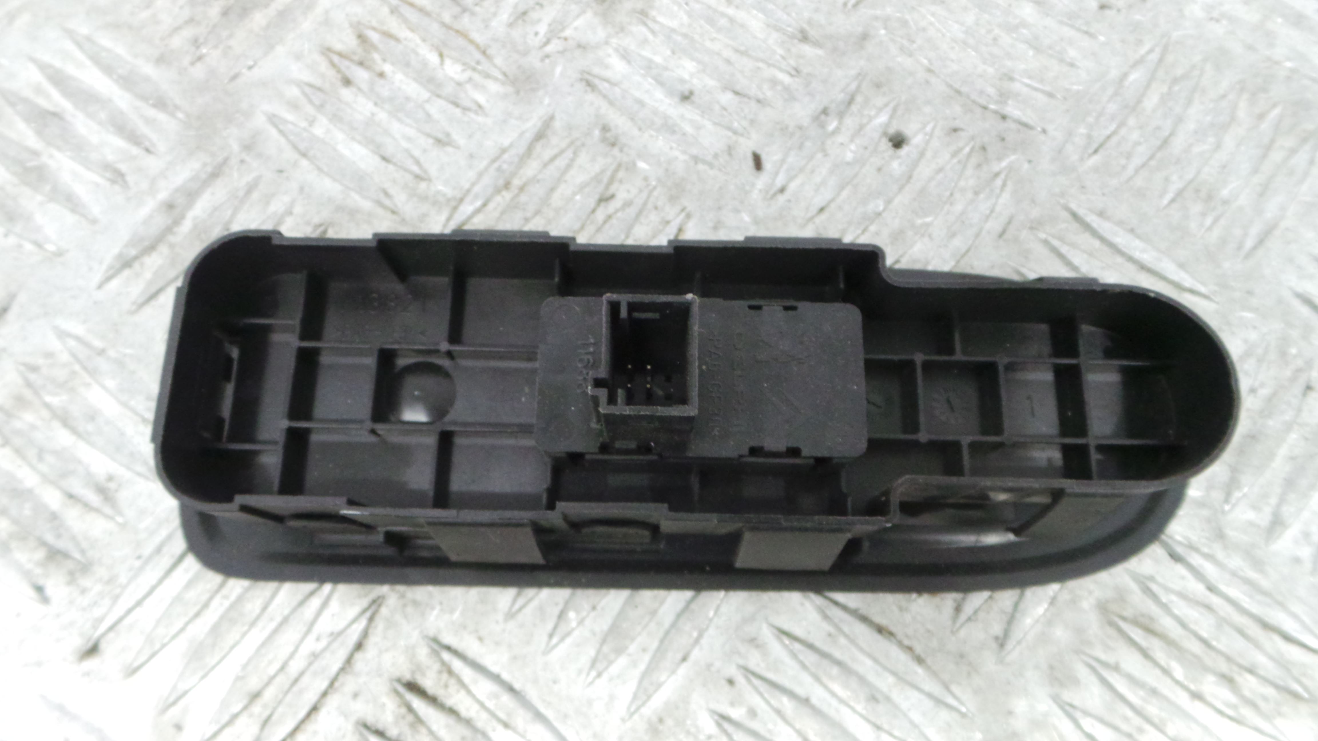 Interruptor / Comando Elevador Vidro Frente Dto  96565184XT - PEUGEOT 308 SW I (4E_, 4H_)-36756842