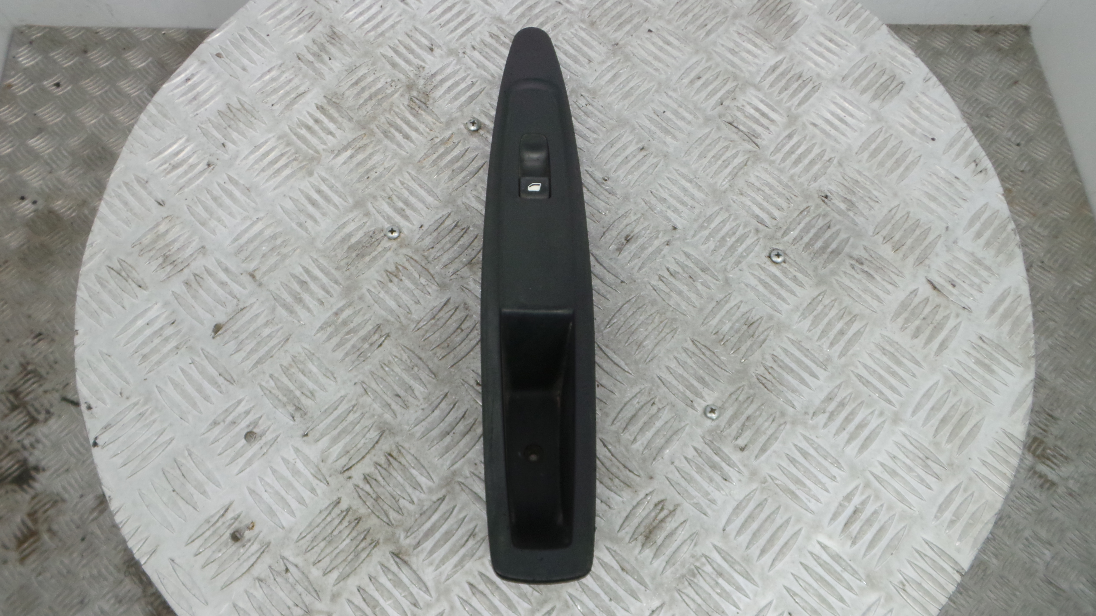 Interruptor / Comando Elevador Vidro Frente Dto  9651465677 - CITROËN C4 I (LC_)-36756867