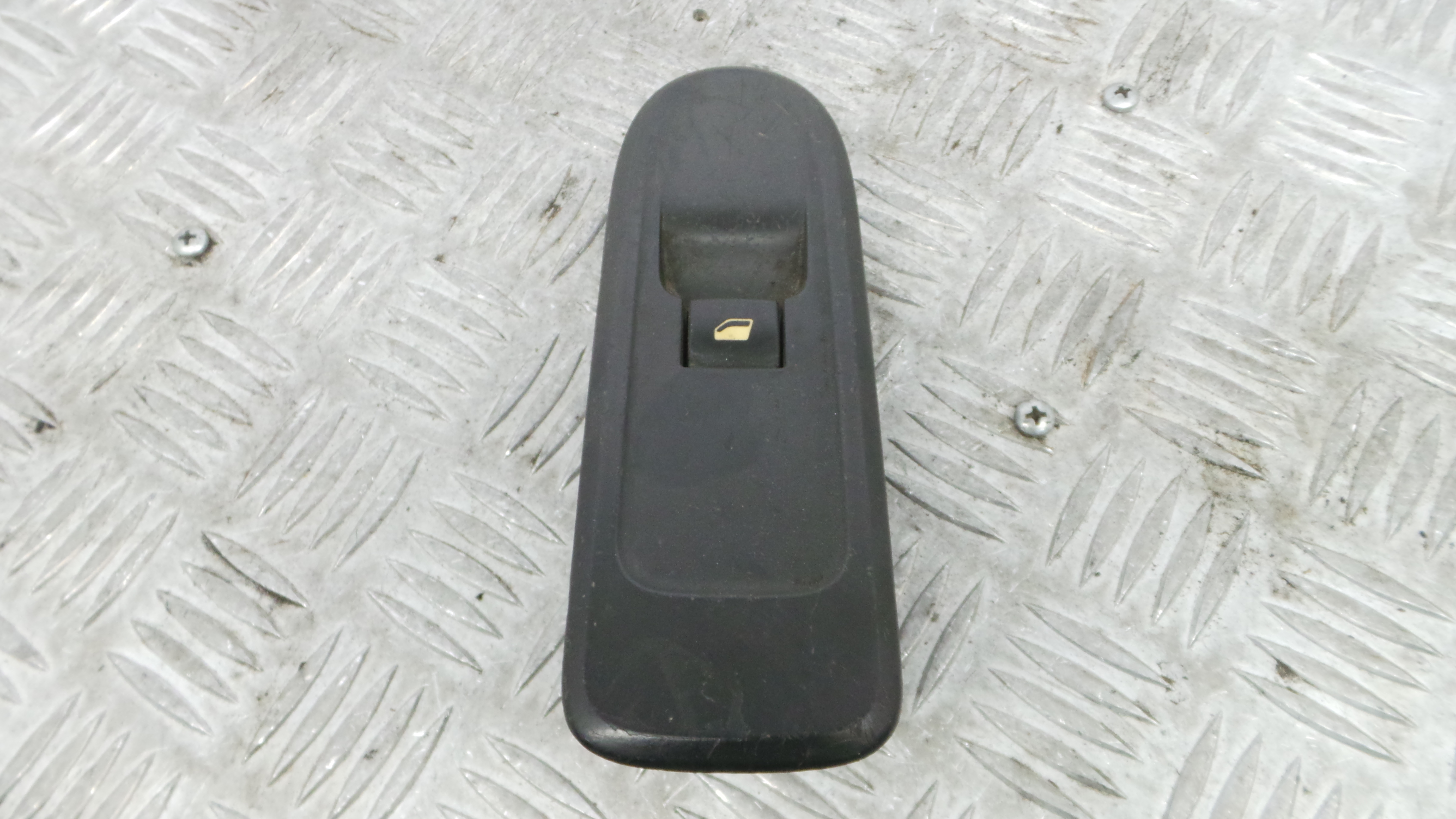 Interruptor / Comando Elevador Vidro Frente Dto  96565184XT - PEUGEOT 308 I (4A_, 4C_)-36756873