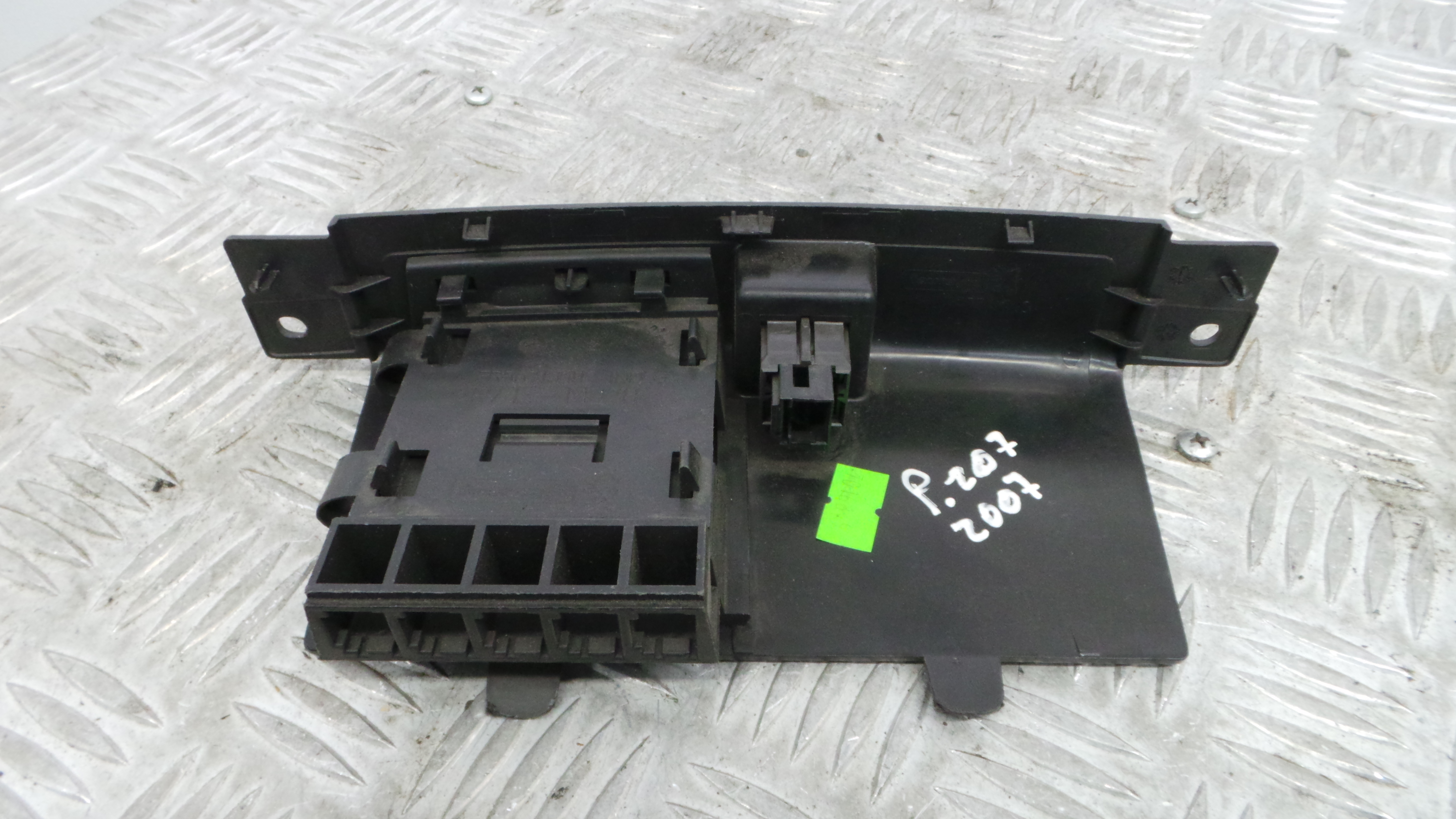 Botões da Consola 9656713577 - PEUGEOT 207 (WA_, WC_), 207/207+ (WA_, WC_)-36756890