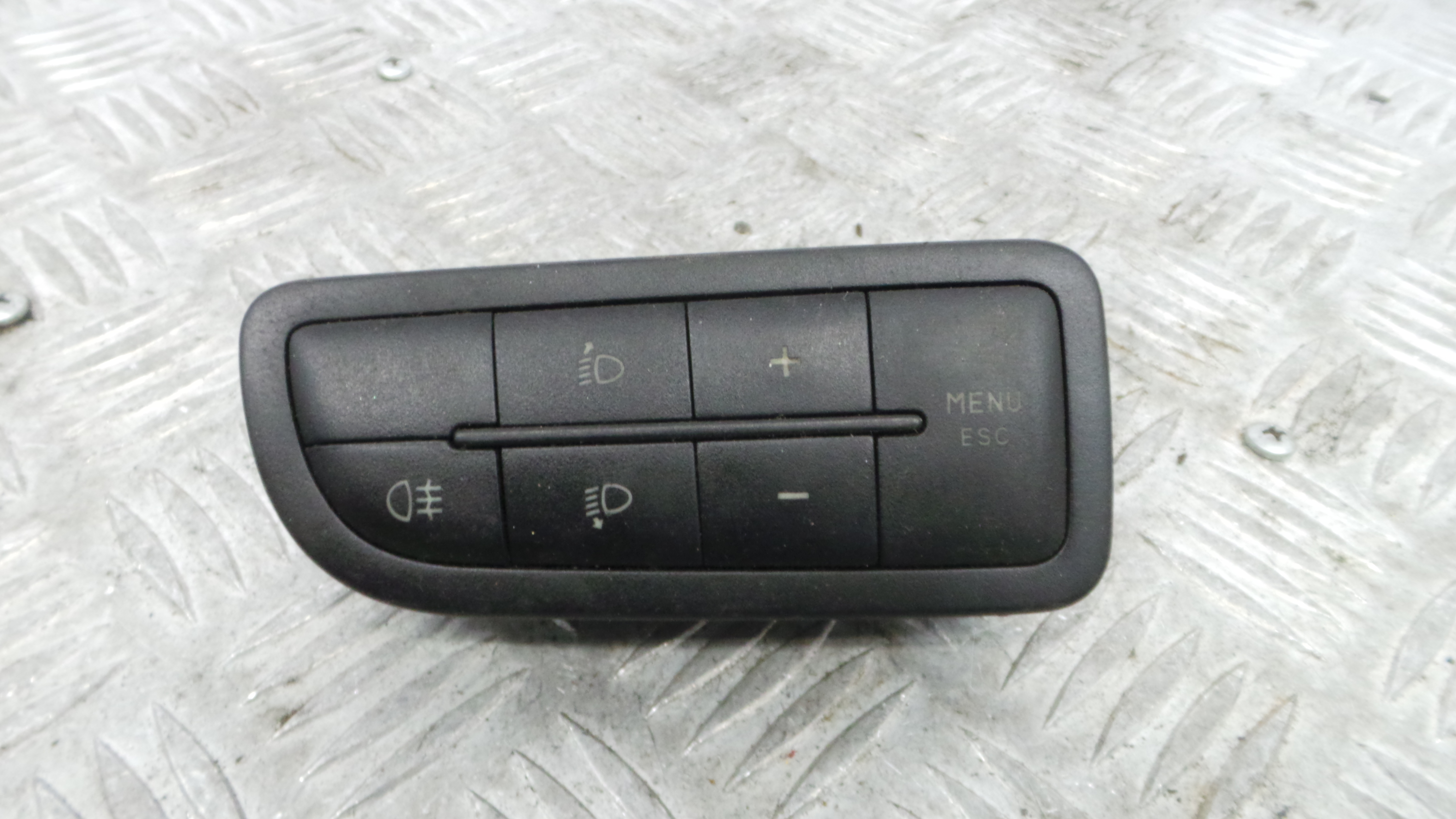 Comando das luzes 7354423230 - PEUGEOT BIPPER (AA_)-36757109 Comando das luzes 7354423230 - PEUGEOT BIPPER (AA_)-36757109