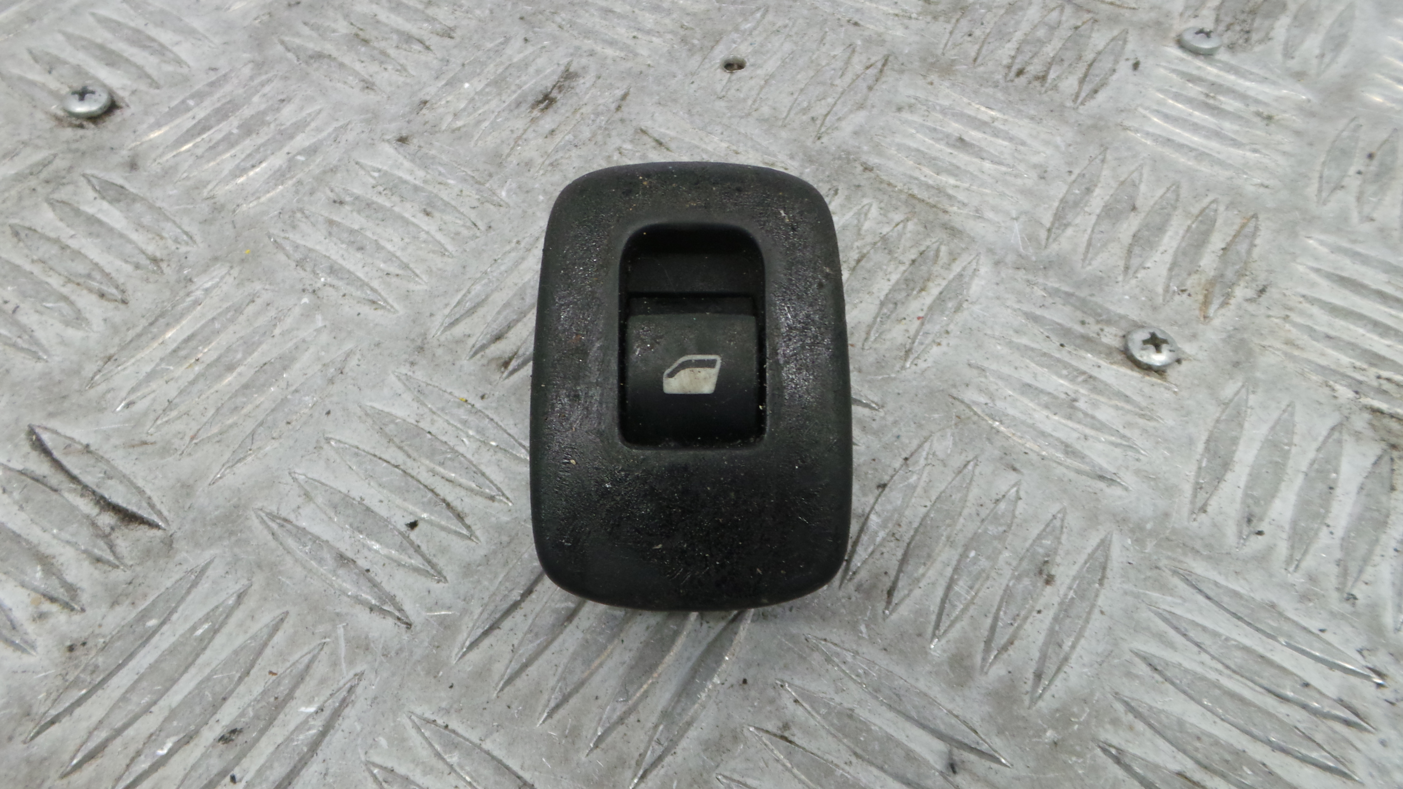 Interruptor / Comando Elevador Vidro Trás Esq 96548609 - PEUGEOT 207 (WA_, WC_), 207/207+ (WA_, WC_-36757134