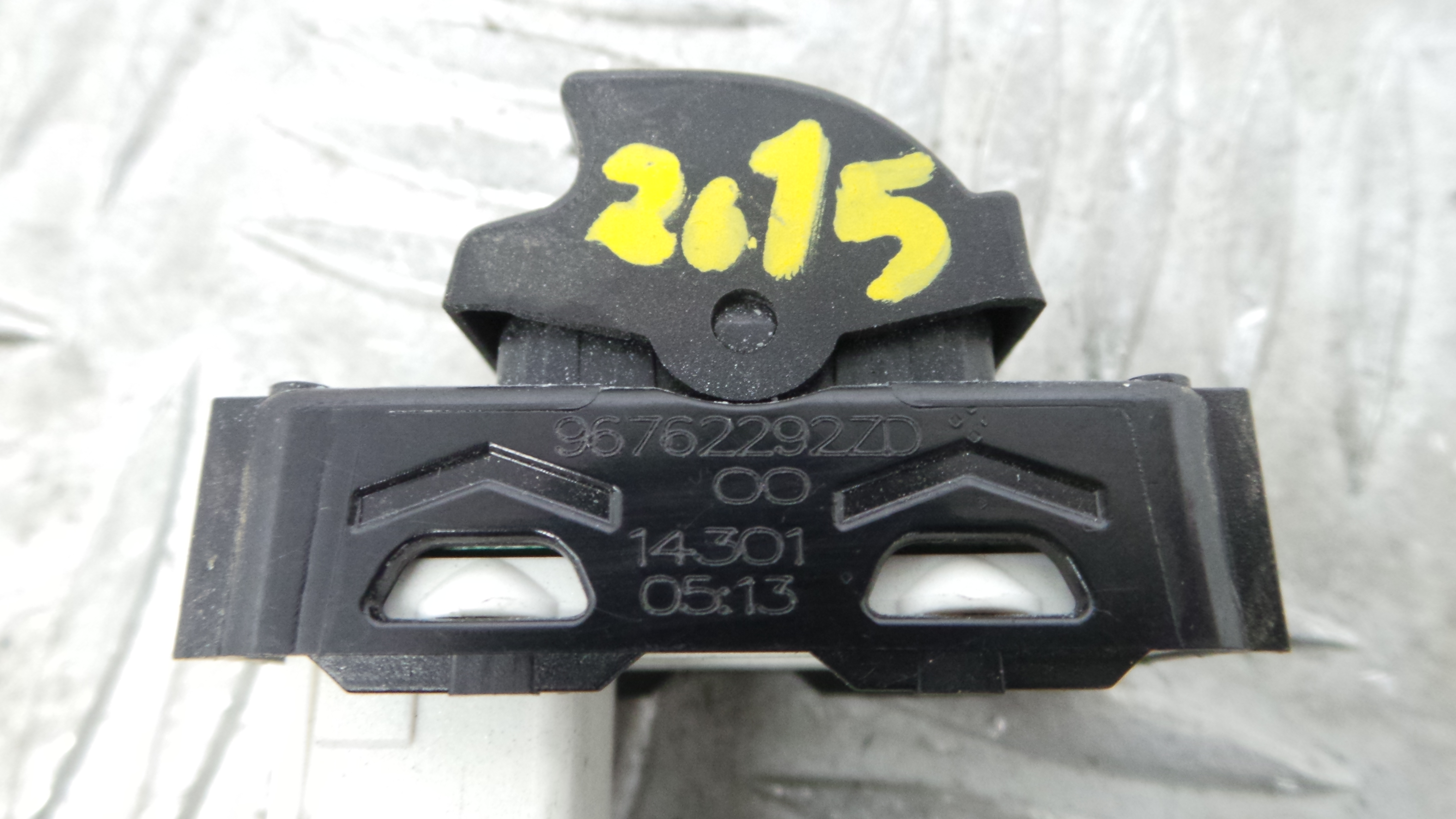 Interruptor / Comando Elevador Vidro Trás Dto 96762292ZD - PEUGEOT 308 II (LB_, LP_, LW_, LH_, L3_)-36757223