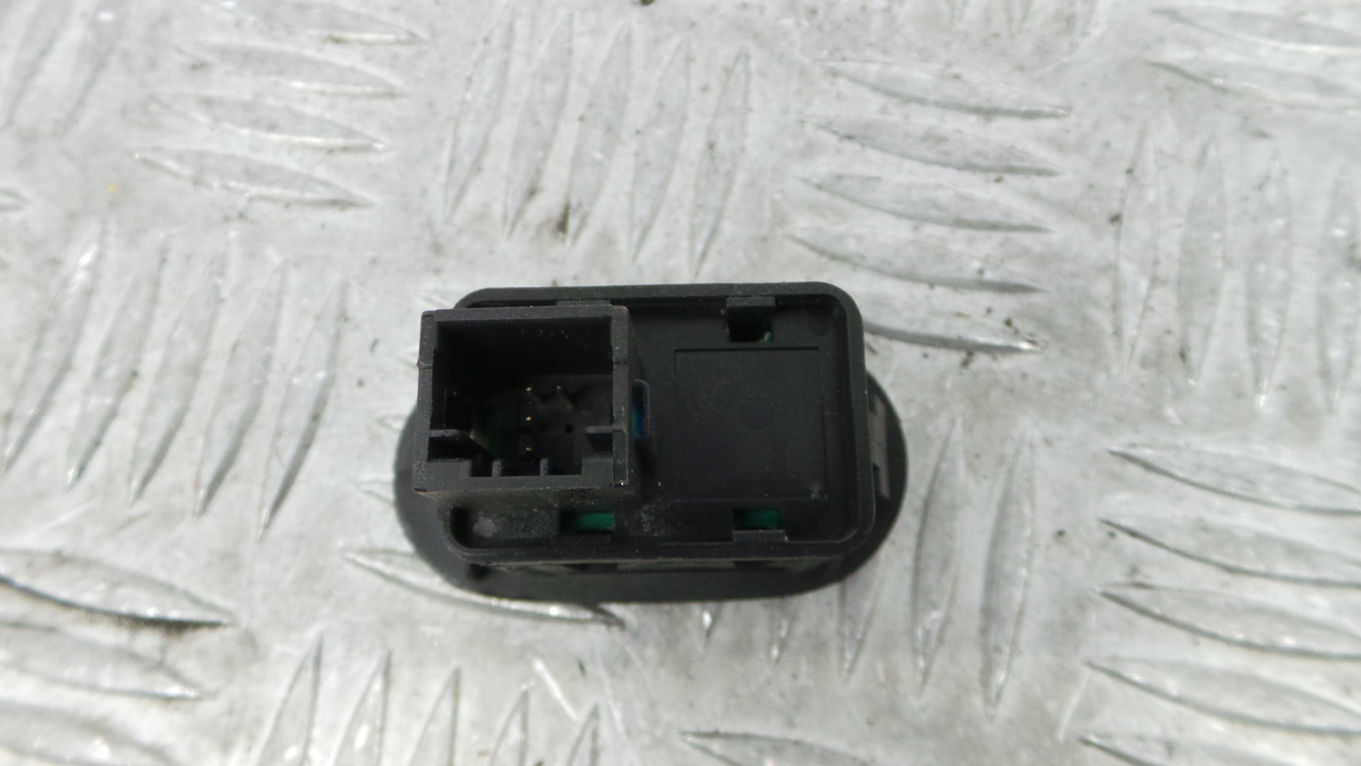 Interruptor / Comando Elevador Vidro Frente Dto  96401469XT - CITROËN C3 I (FC_, FN_)-36757226