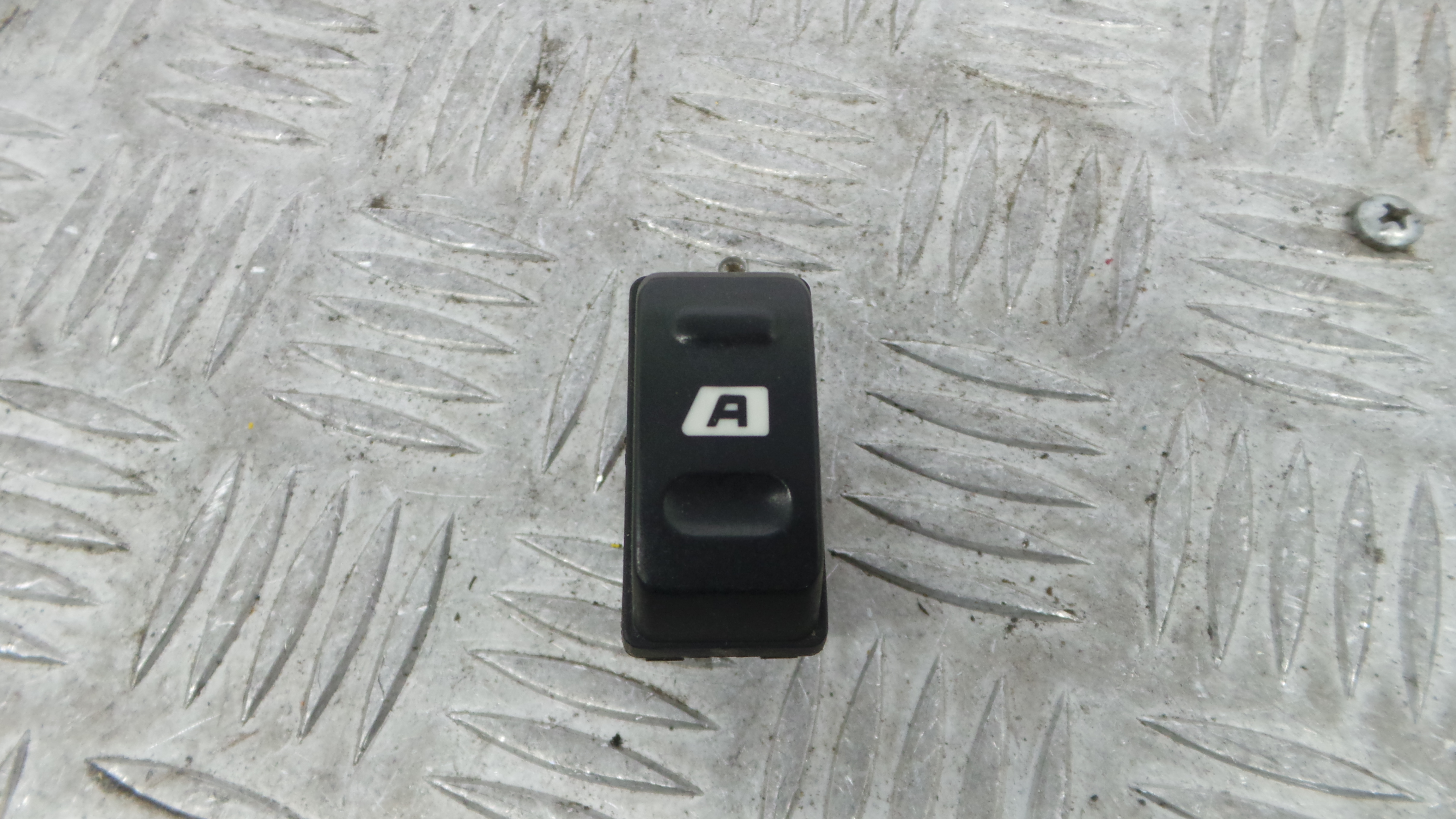 Interruptor / Comando Elevador Vidro Frente Esq  6552TC - CITROËN XSARA (N1)-36757229