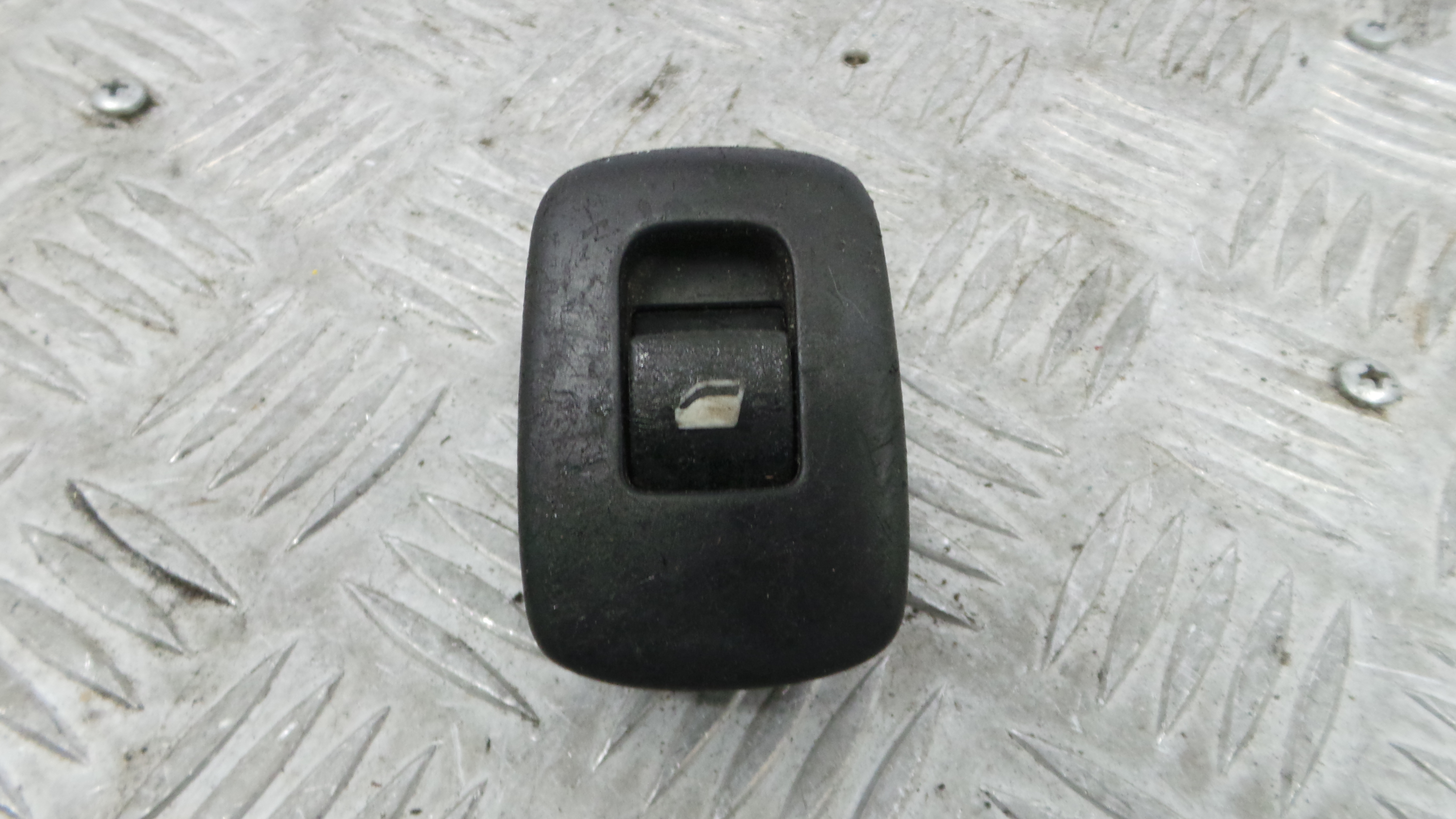 Interruptor / Comando Elevador Vidro Trás Dto 9654860977 - PEUGEOT 207 (WA_, WC_), 207/207+ (WA_, W-36757233 Interruptor / Comando Elevador Vidro Trás Dto 9654860977 - PEUGEOT 207 (WA_, WC_), 207/207+ (WA_, W-36757233