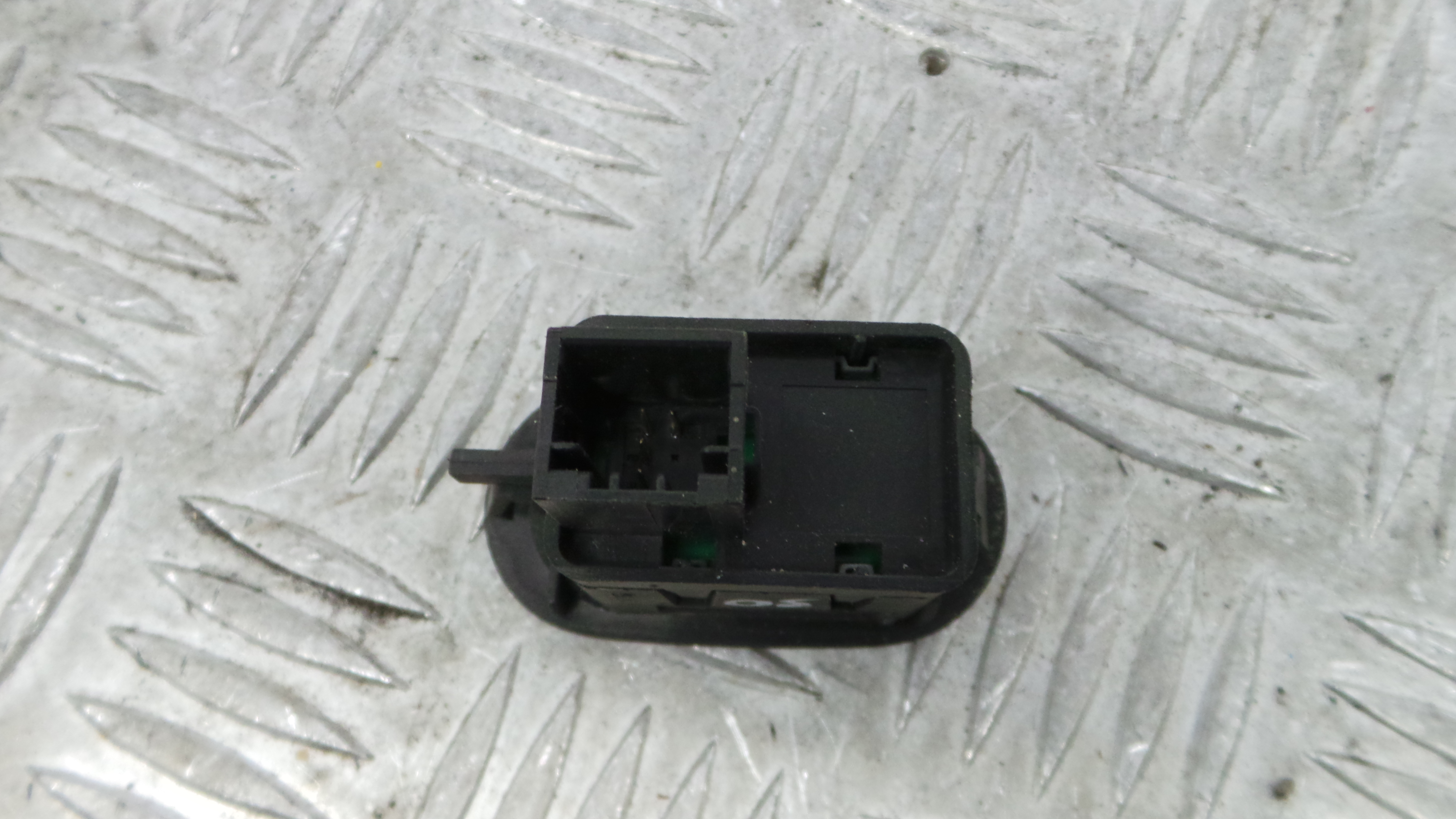Interruptor / Comando Elevador Vidro Frente Dto 96401469XT - CITROËN C3 I (FC_, FN_)-36757259