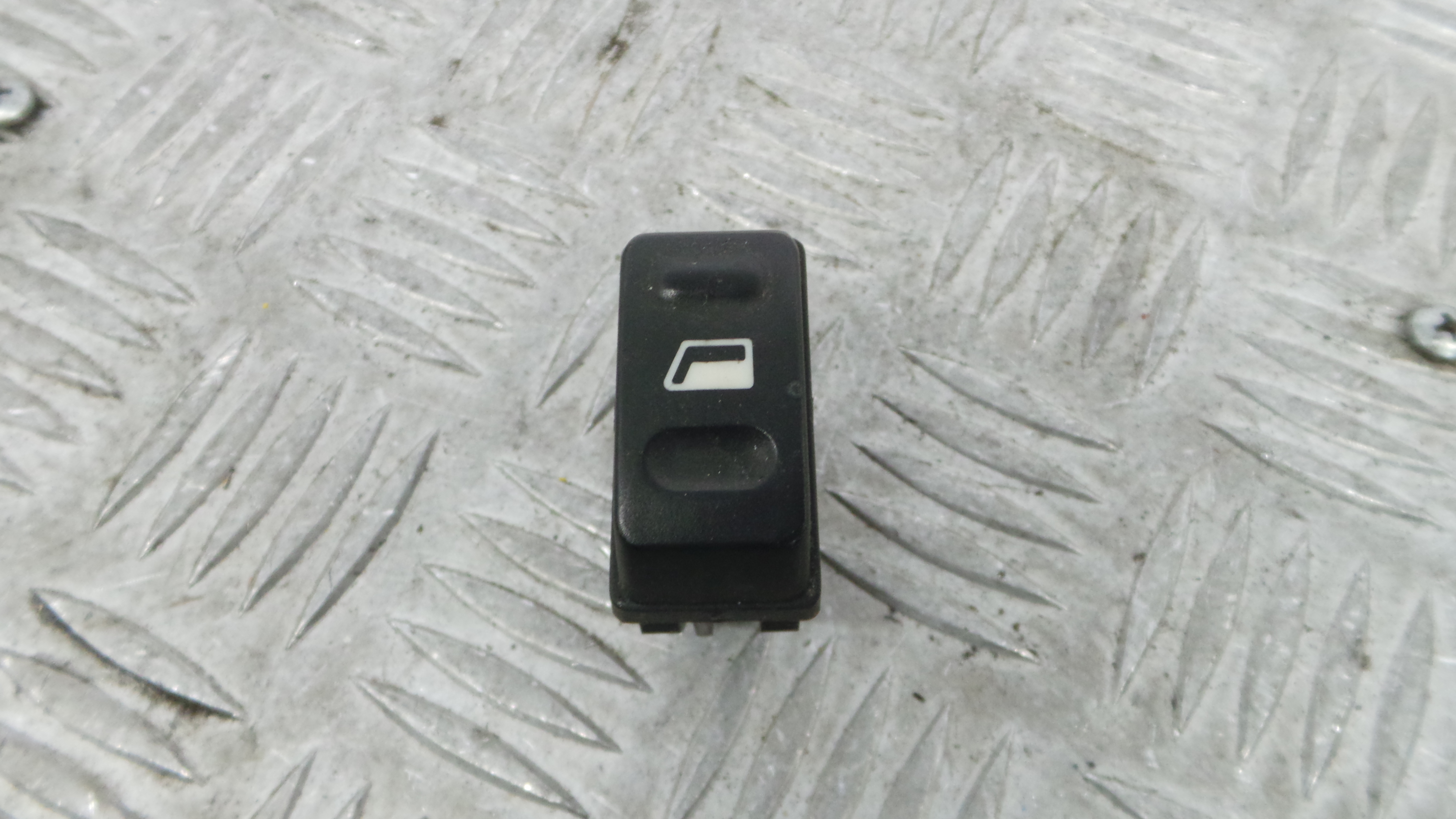 Interruptor / Comando Elevador Vidro Frente Dto 6552TA - CITROËN XSARA PICASSO (N68)-36758227 Interruptor / Comando Elevador Vidro Frente Dto 6552TA - CITROËN XSARA PICASSO (N68)-36758227