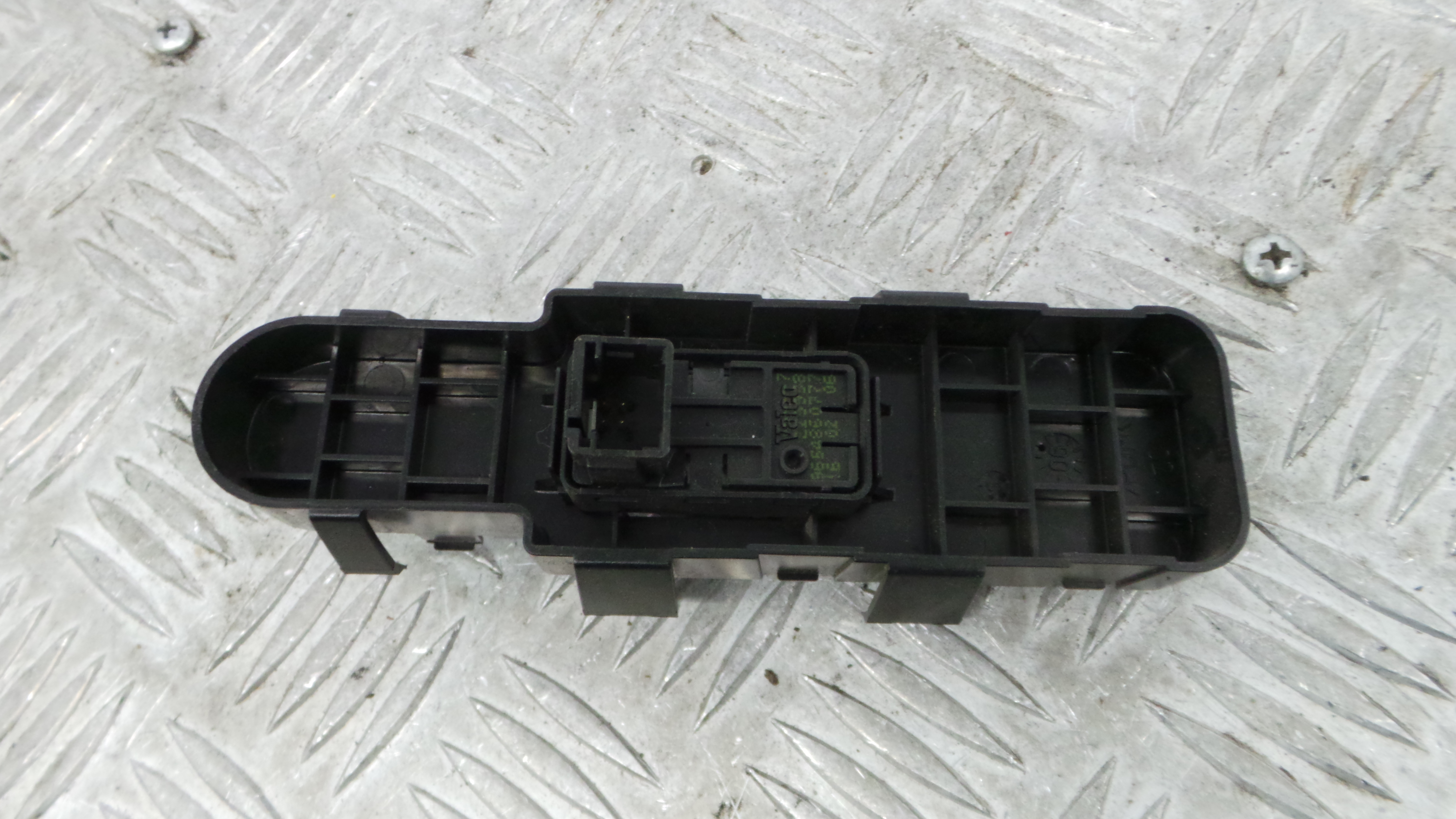 Interruptor / Comando Elevador Vidro Frente Dto  9654860777 - PEUGEOT 207 (WA_, WC_), 207/207+ (WA_,-36758232